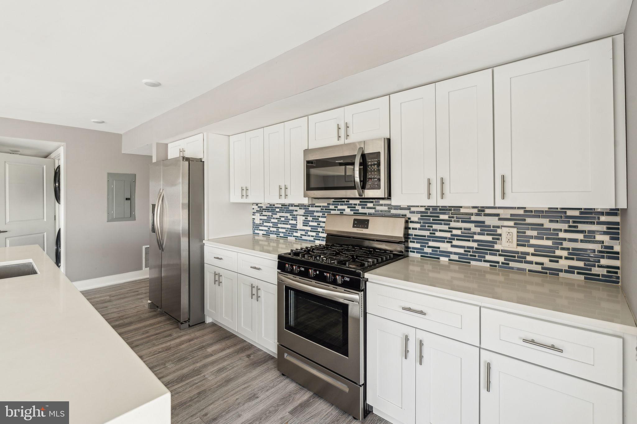 OLDE KENSINGTON - Residential Lease