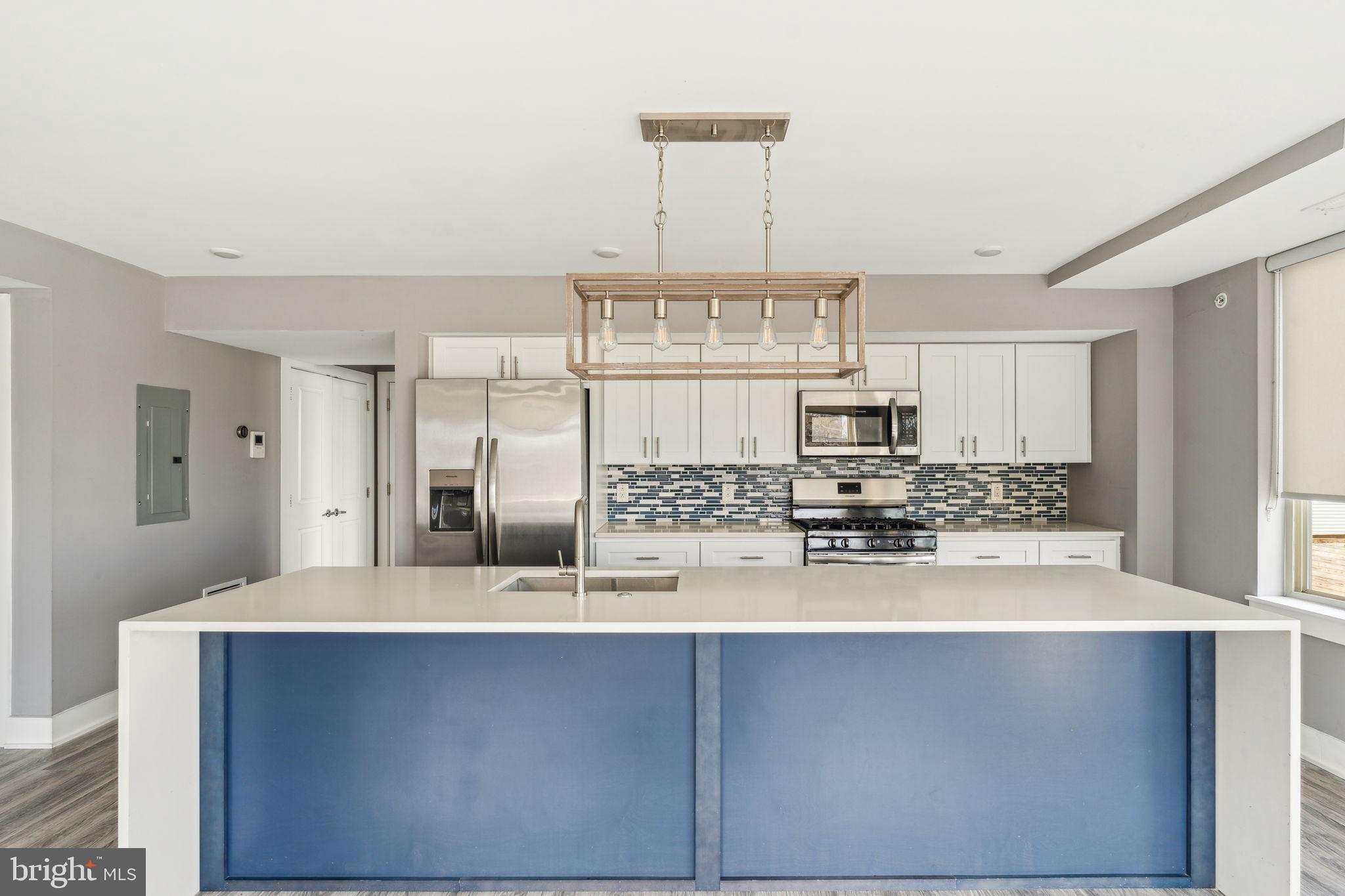 OLDE KENSINGTON - Residential Lease