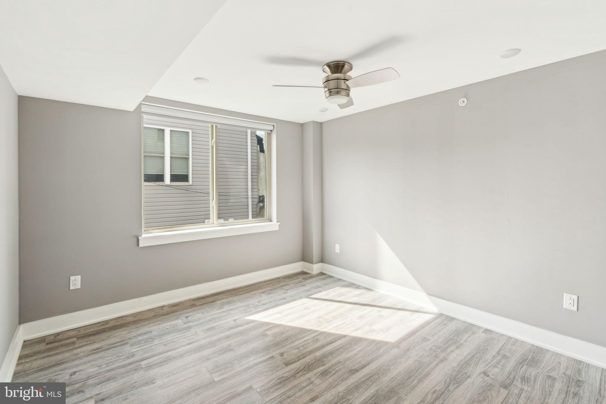 OLDE KENSINGTON - Residential Lease