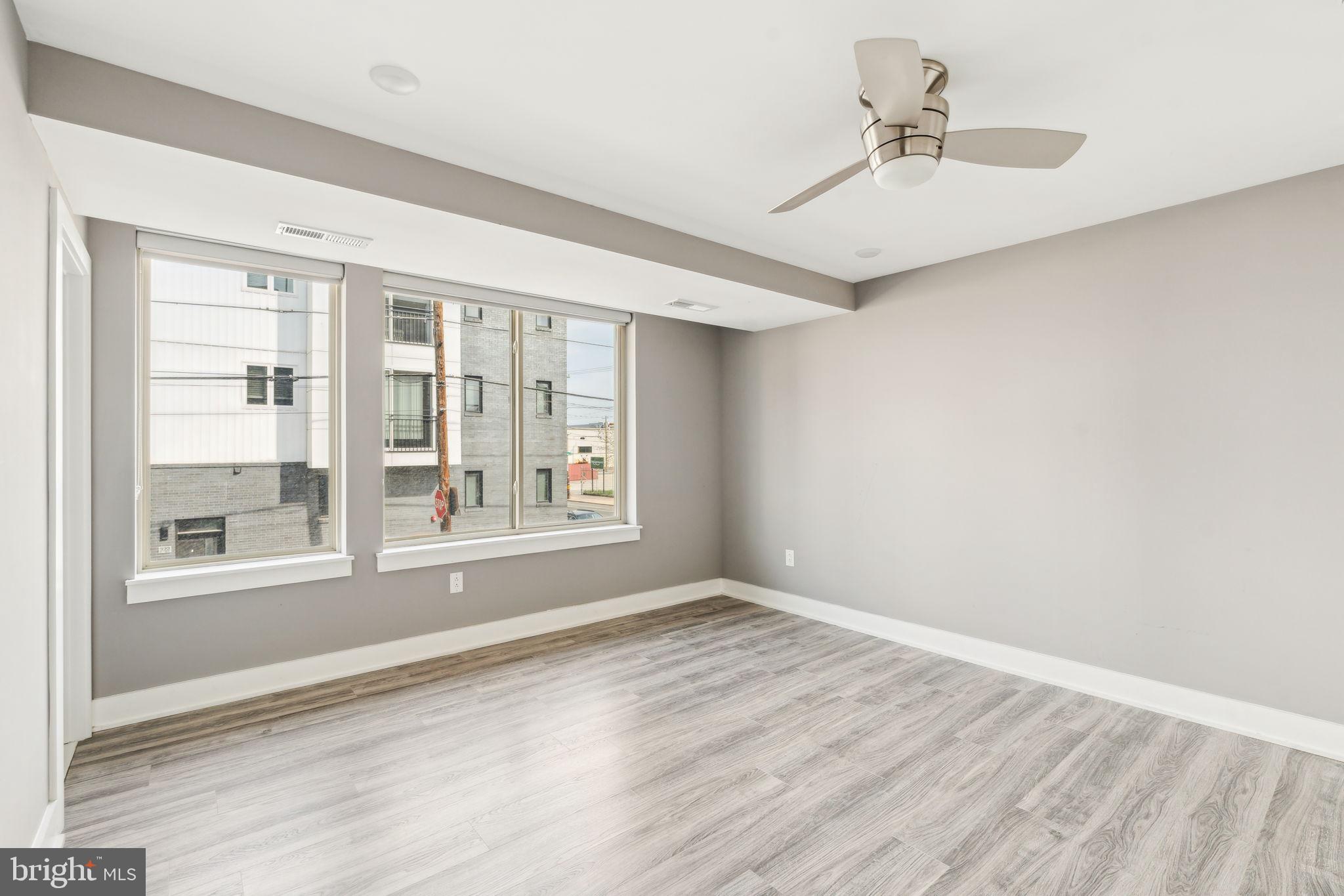 OLDE KENSINGTON - Residential Lease