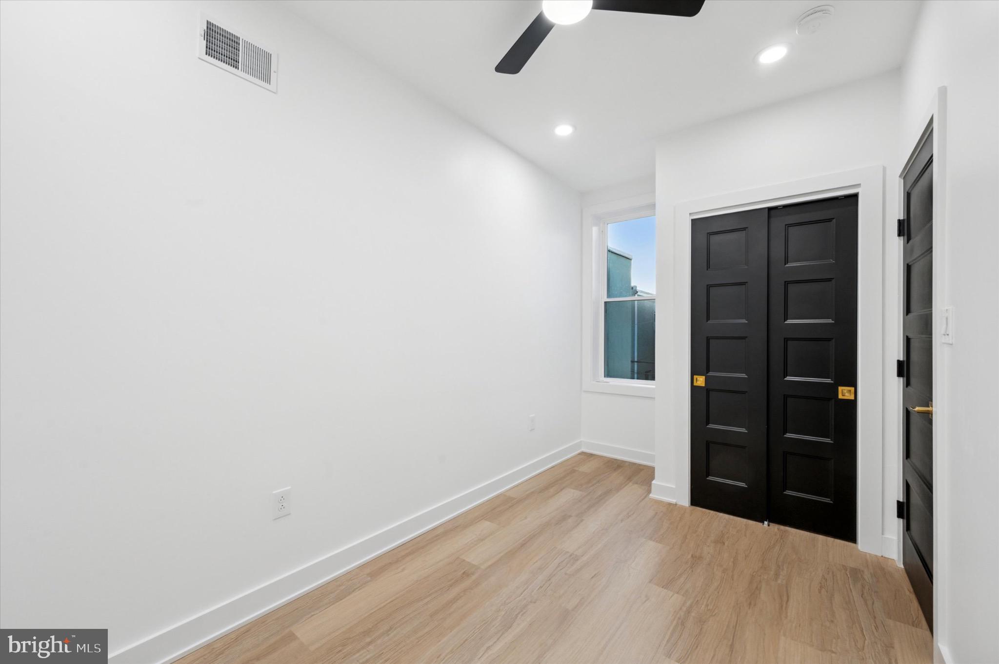 PHILADELPHIA (SOUTH) - Residential