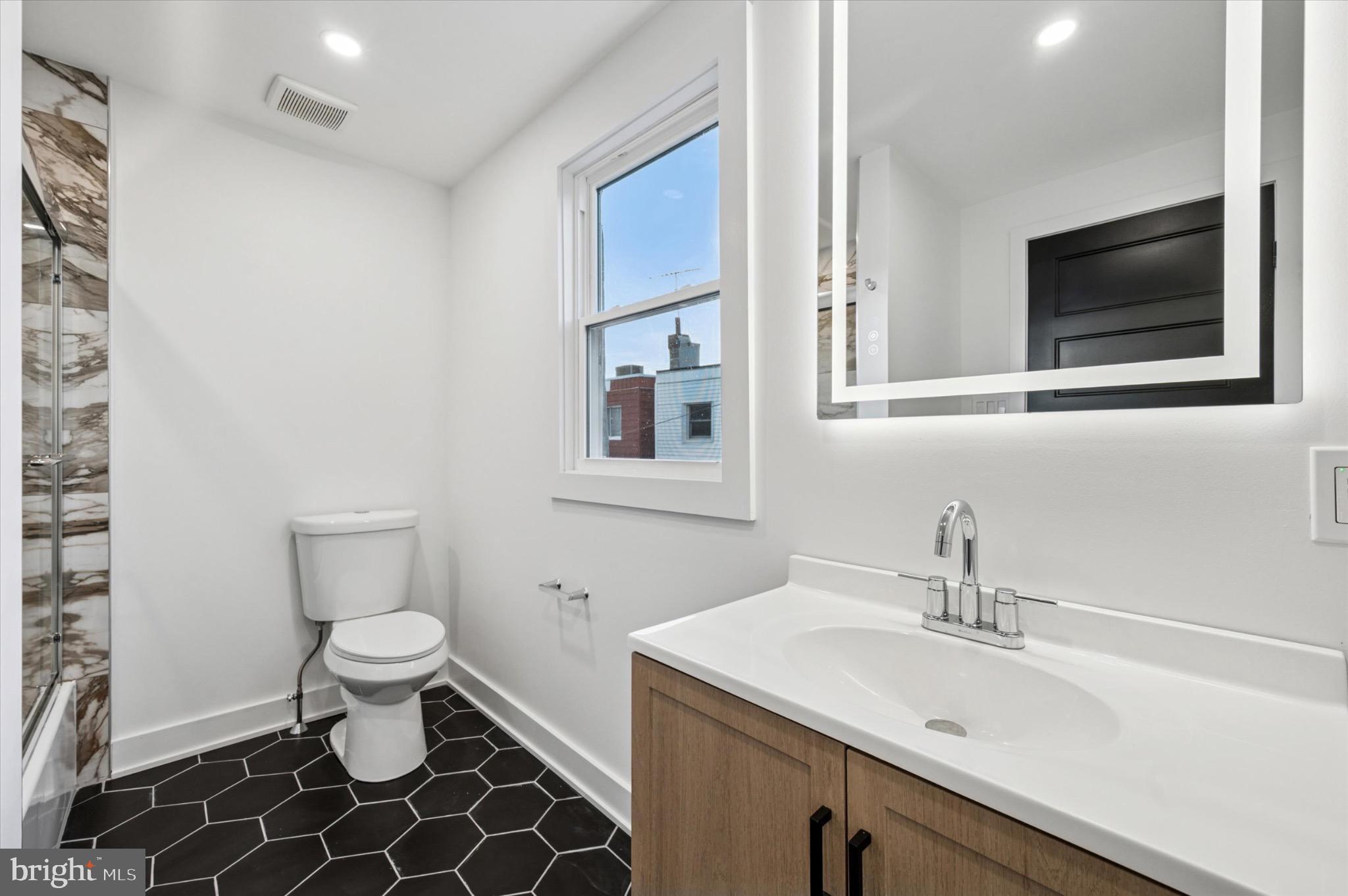 PHILADELPHIA (SOUTH) - Residential