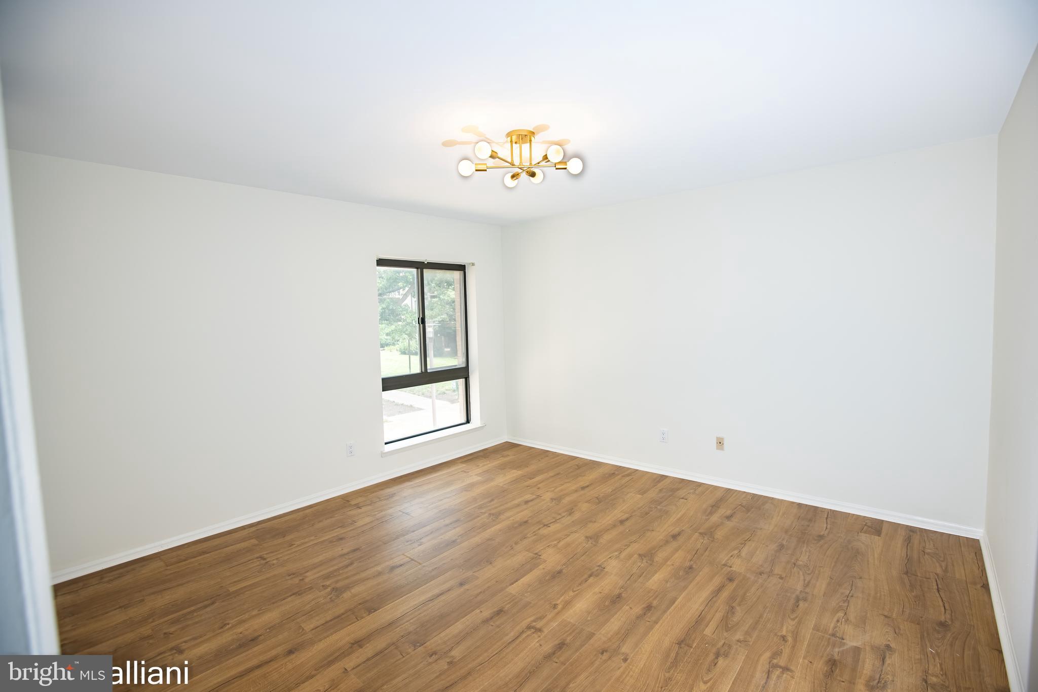 AMERICANA CENTRE - Residential