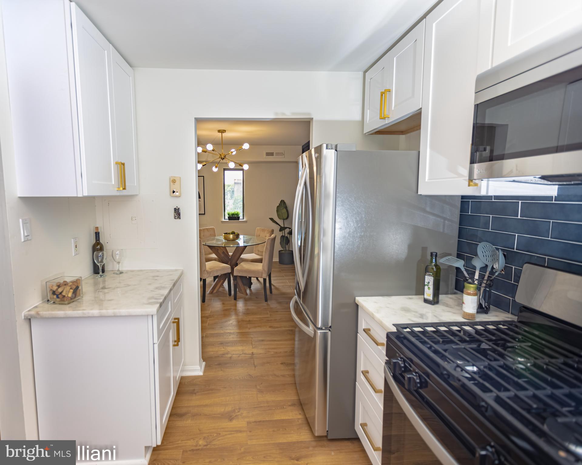 AMERICANA CENTRE - Residential