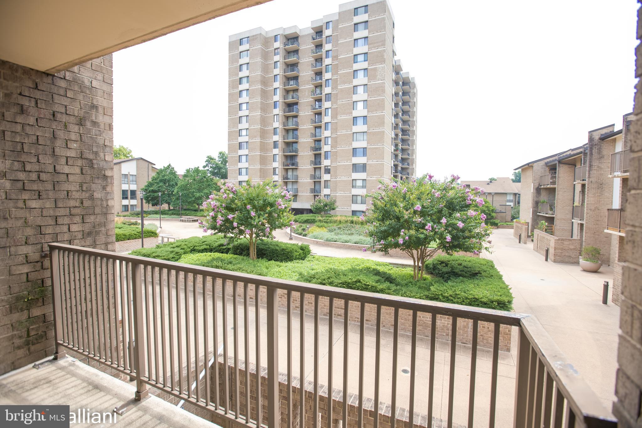 AMERICANA CENTRE - Residential