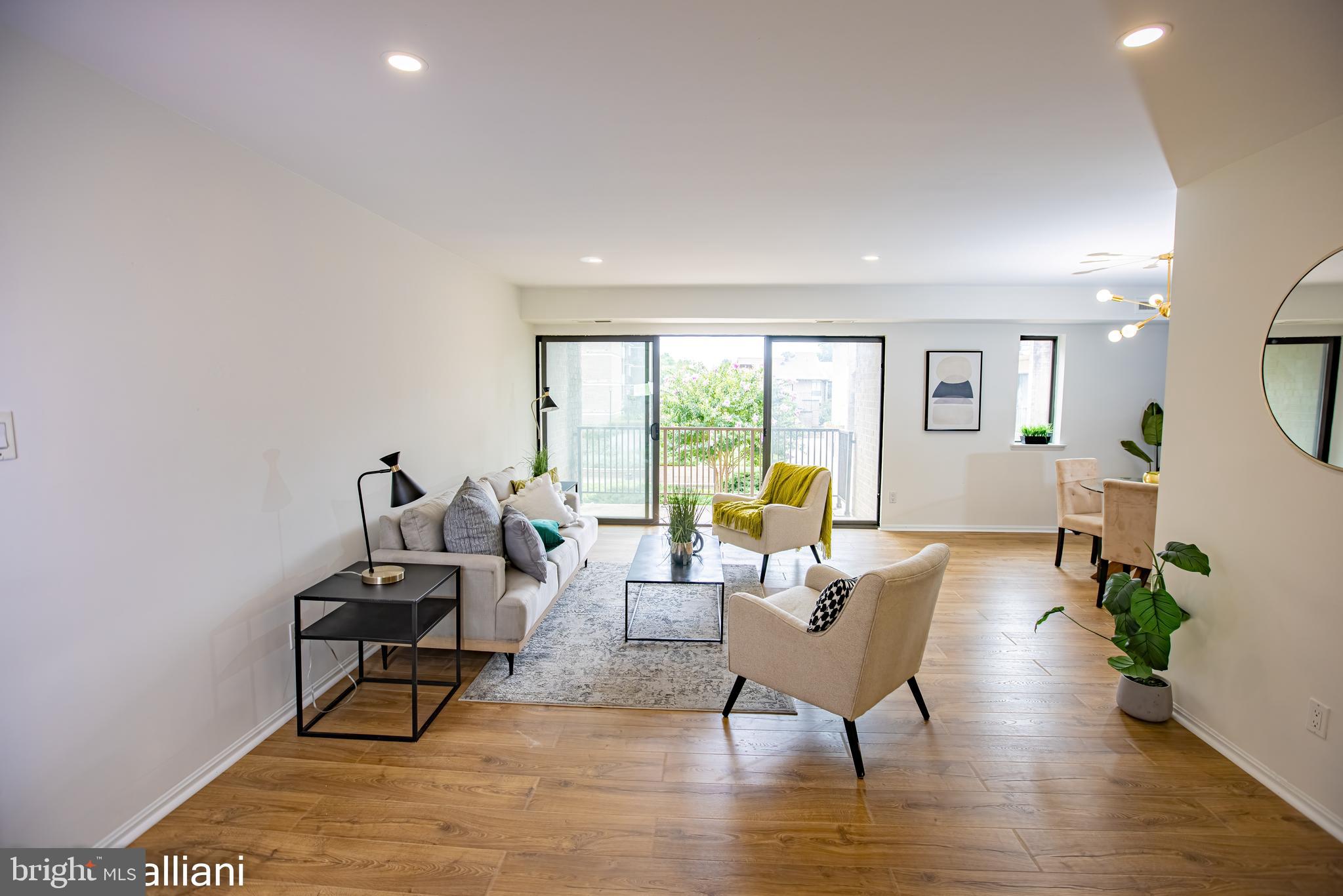 AMERICANA CENTRE - Residential