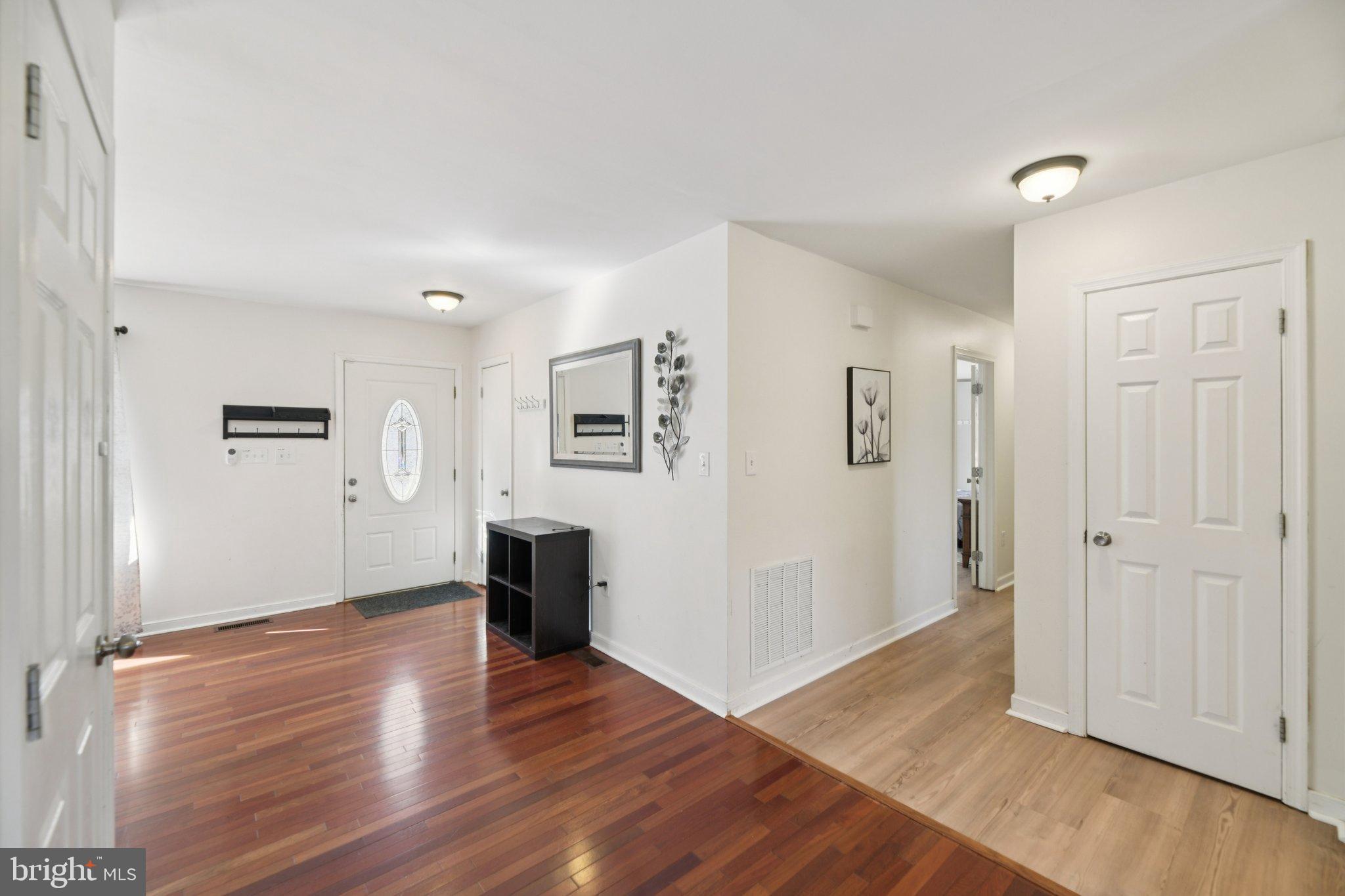 LAKE CAROLINE - Residential