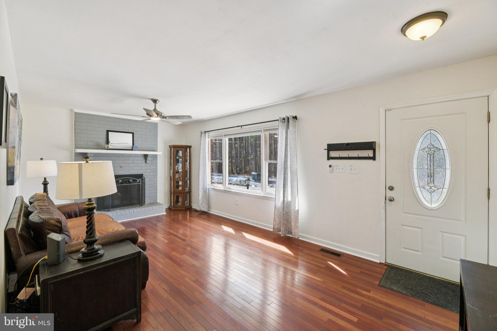 LAKE CAROLINE - Residential