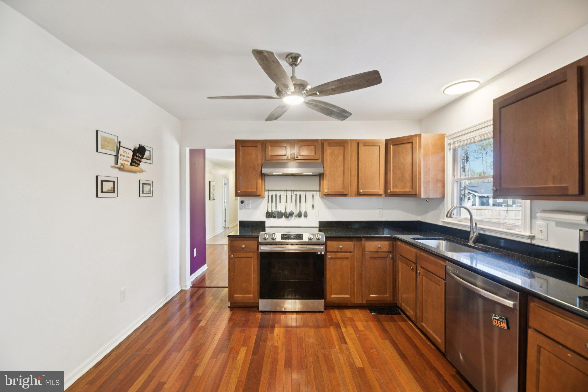 LAKE CAROLINE - Residential