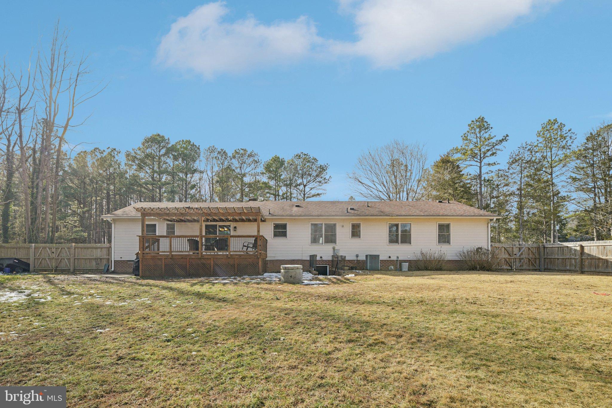 LAKE CAROLINE - Residential