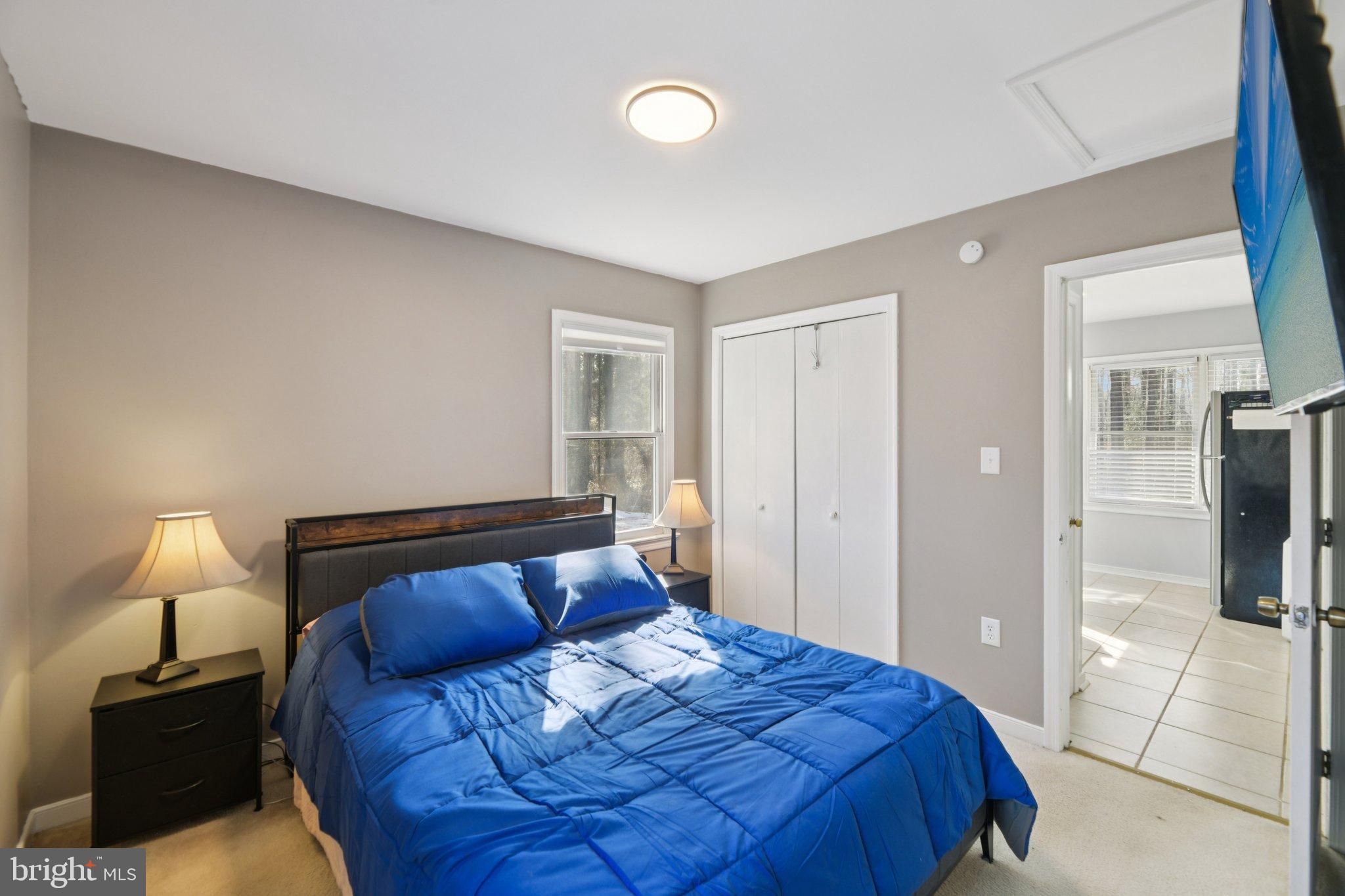 LAKE CAROLINE - Residential