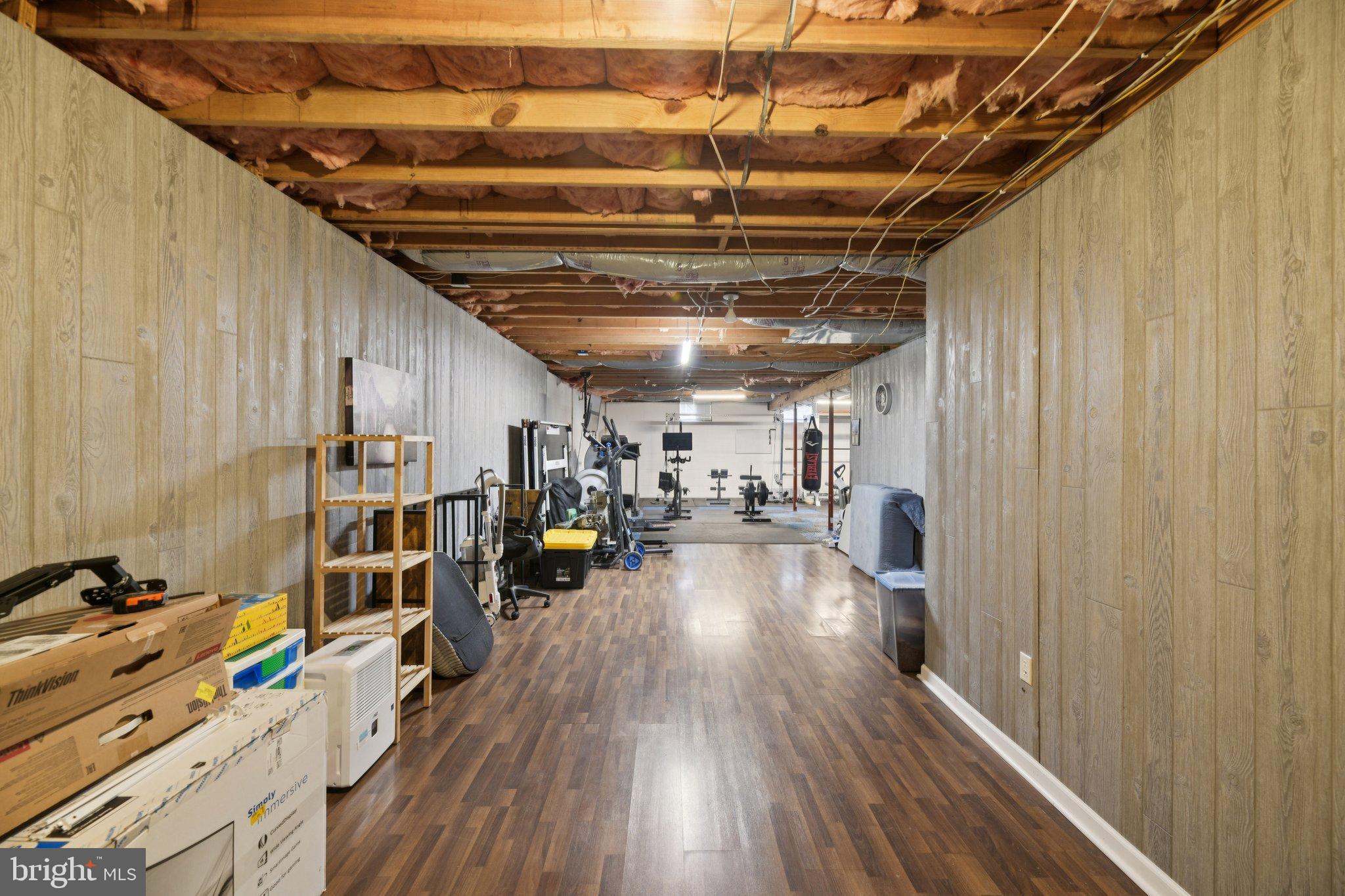 LAKE CAROLINE - Residential