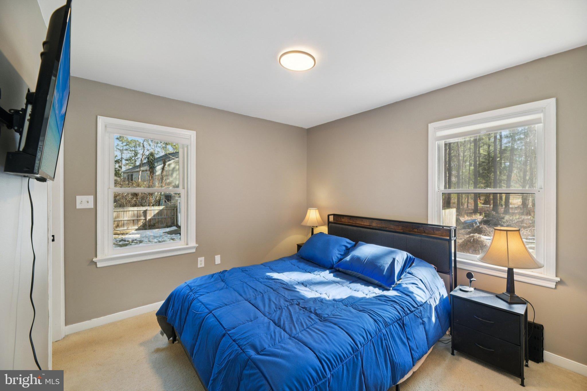 LAKE CAROLINE - Residential