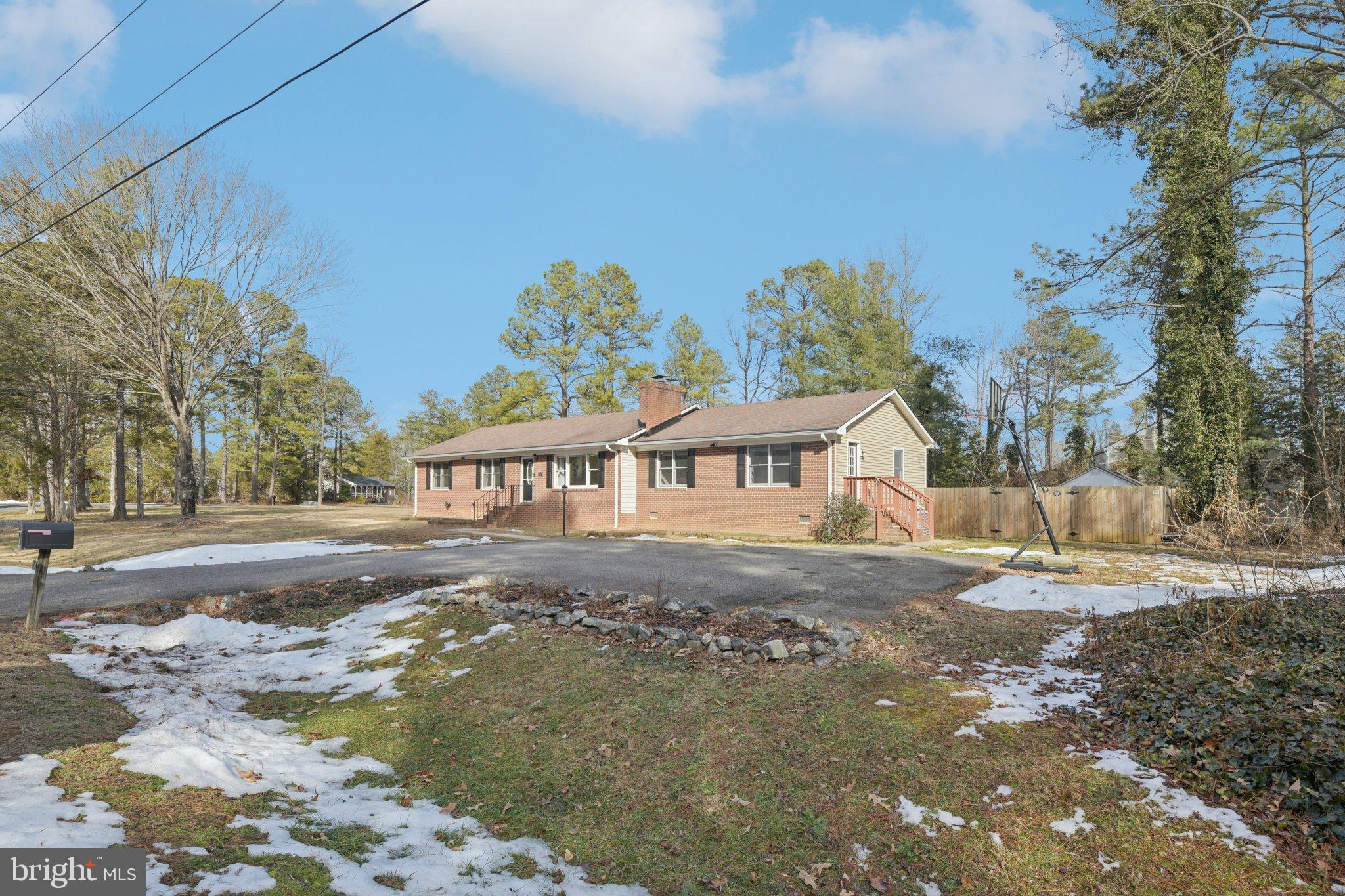 LAKE CAROLINE - Residential