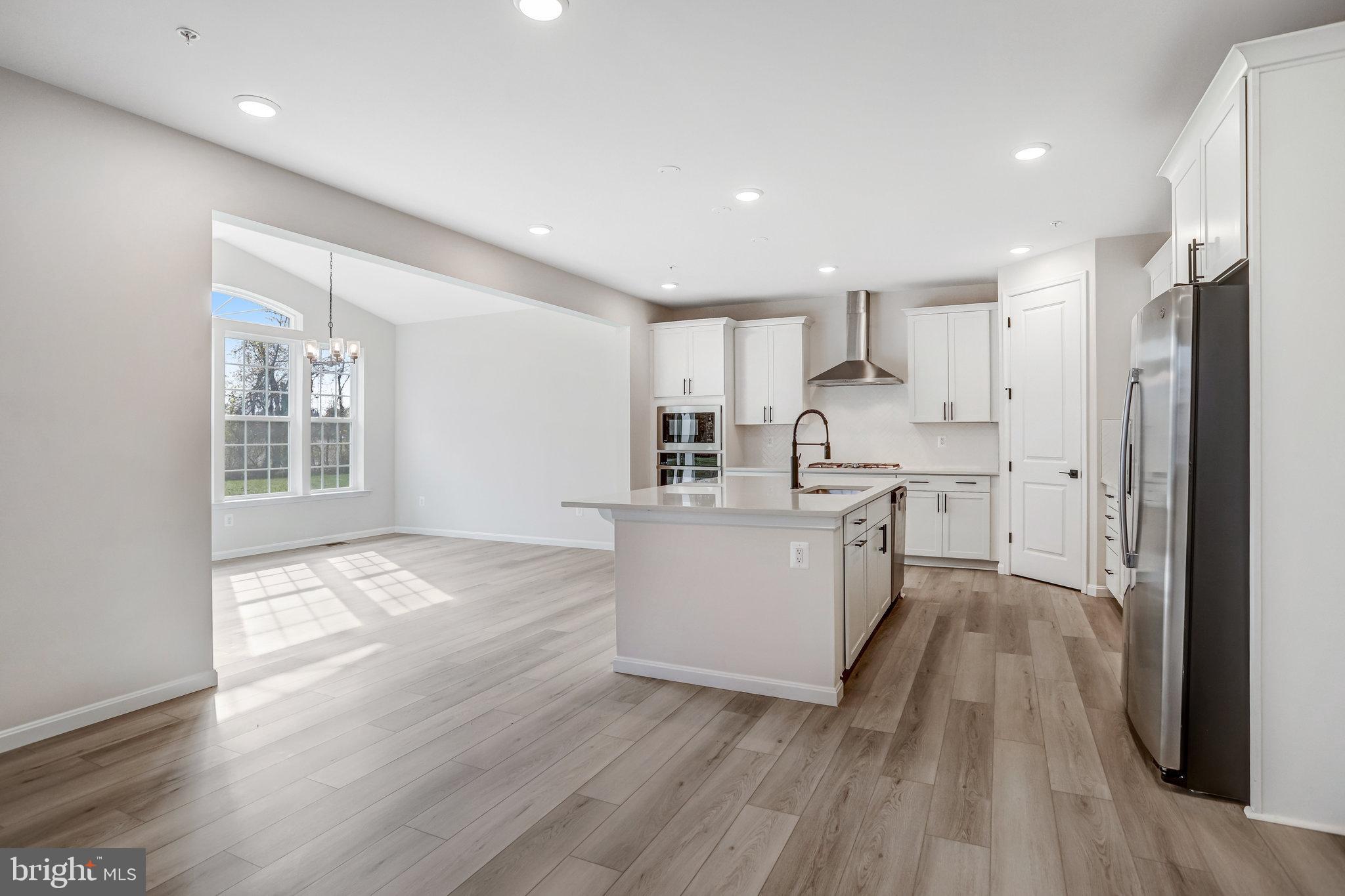 ROBERTS CROSSING - Residential