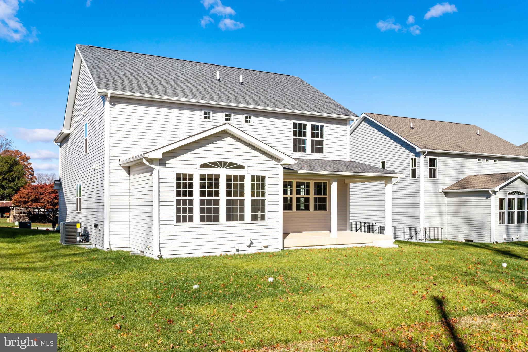 ROBERTS CROSSING - Residential