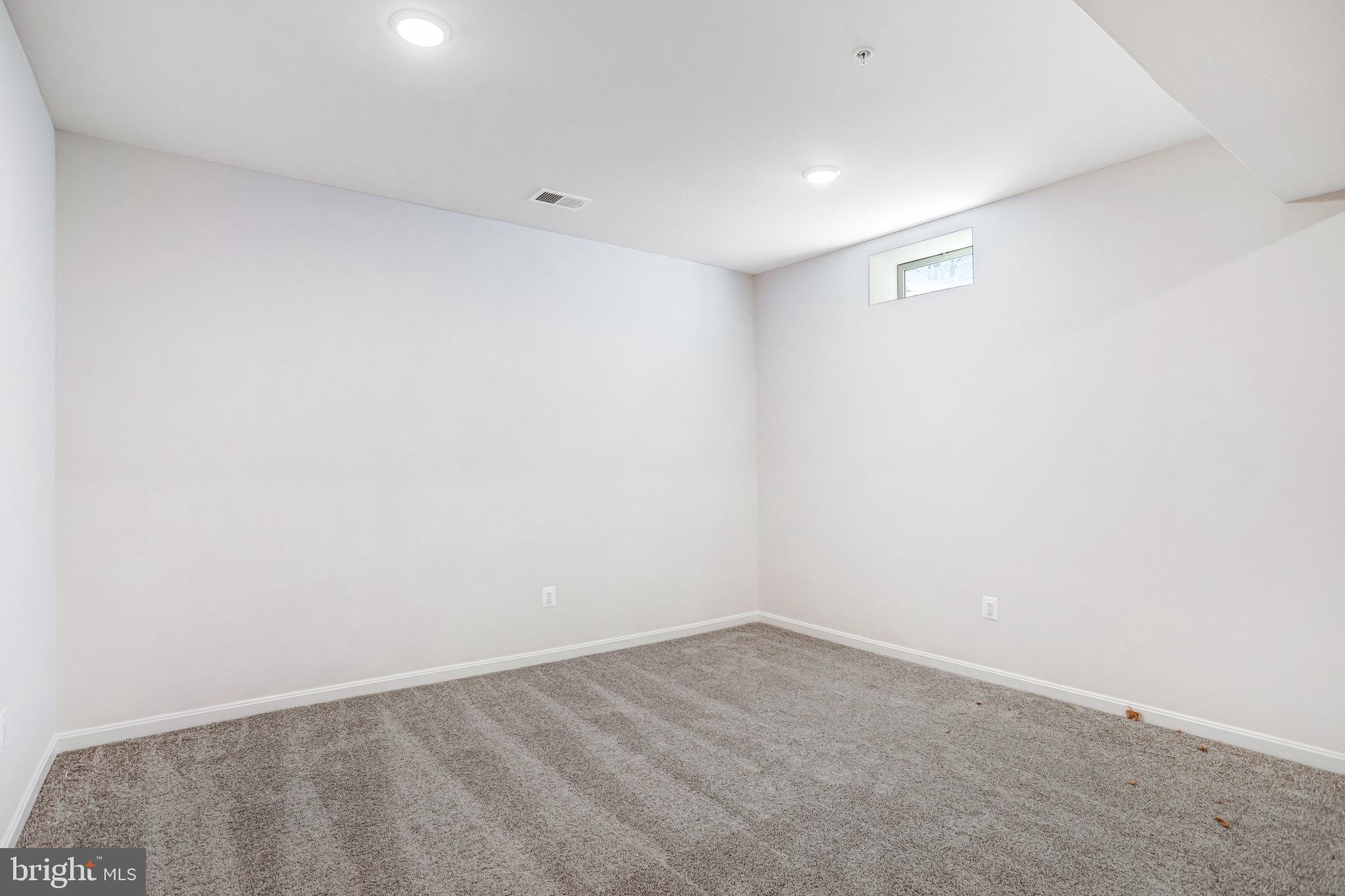 ROBERTS CROSSING - Residential