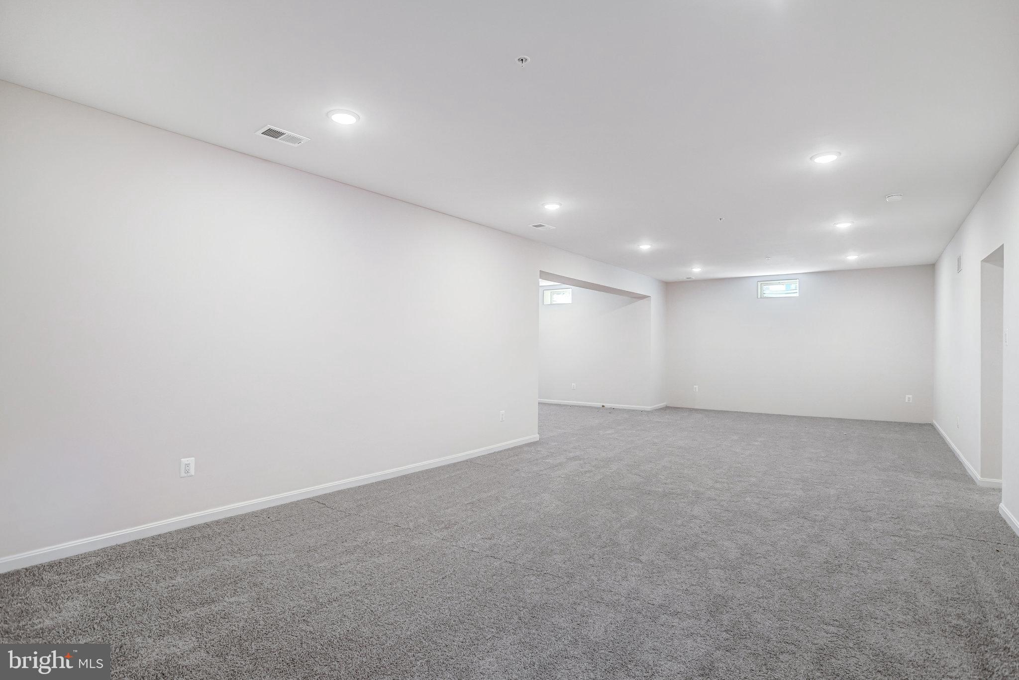 ROBERTS CROSSING - Residential