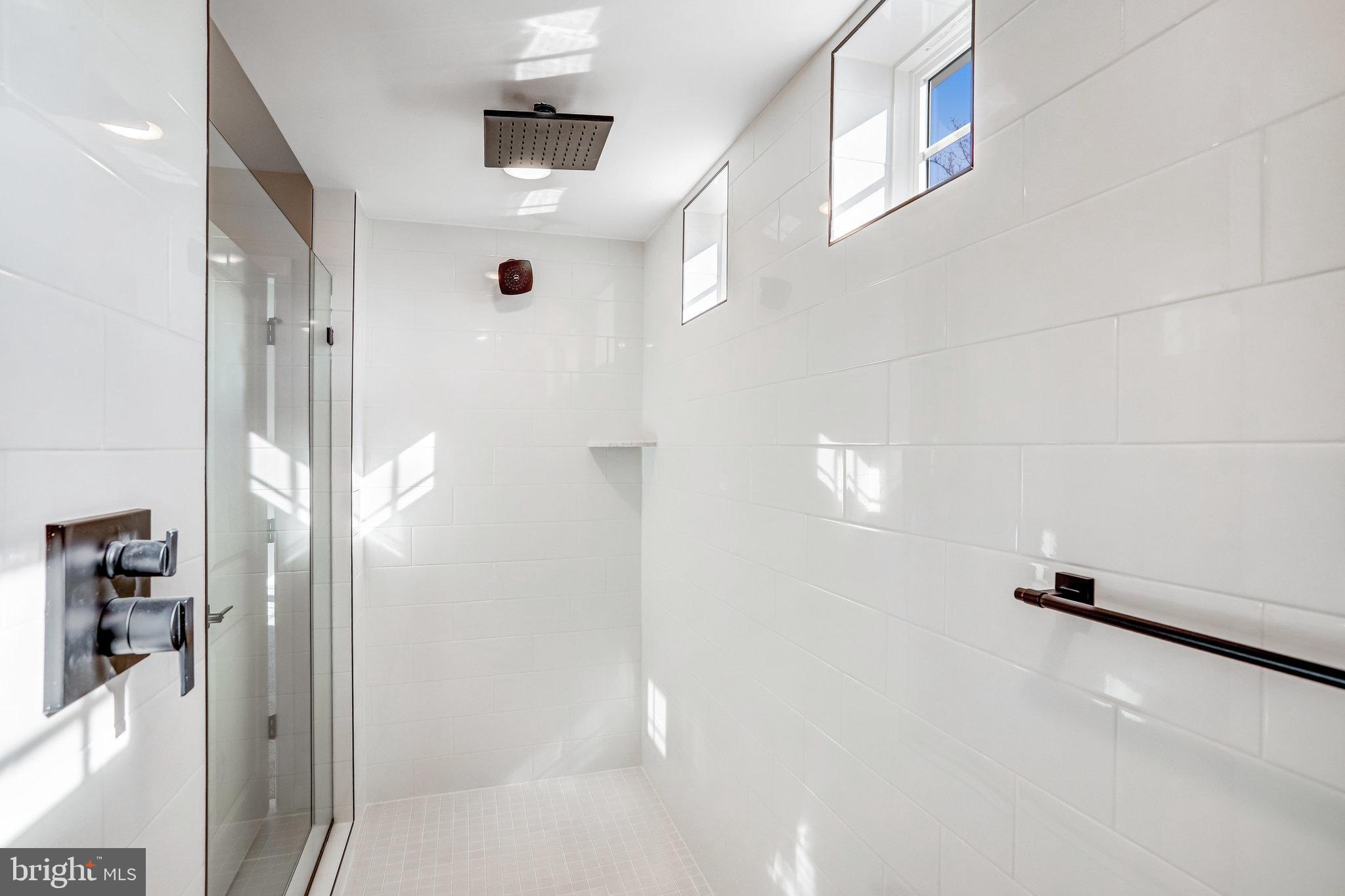 ROBERTS CROSSING - Residential