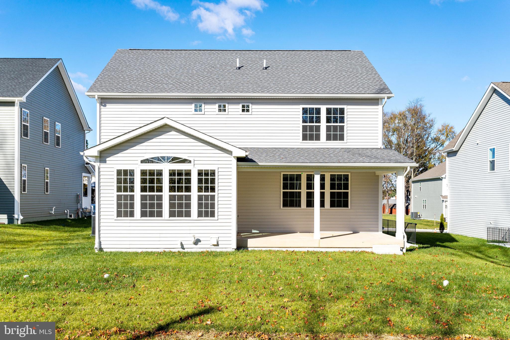 ROBERTS CROSSING - Residential