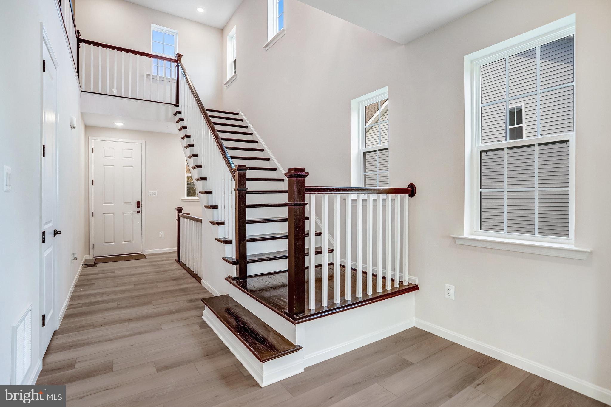 ROBERTS CROSSING - Residential