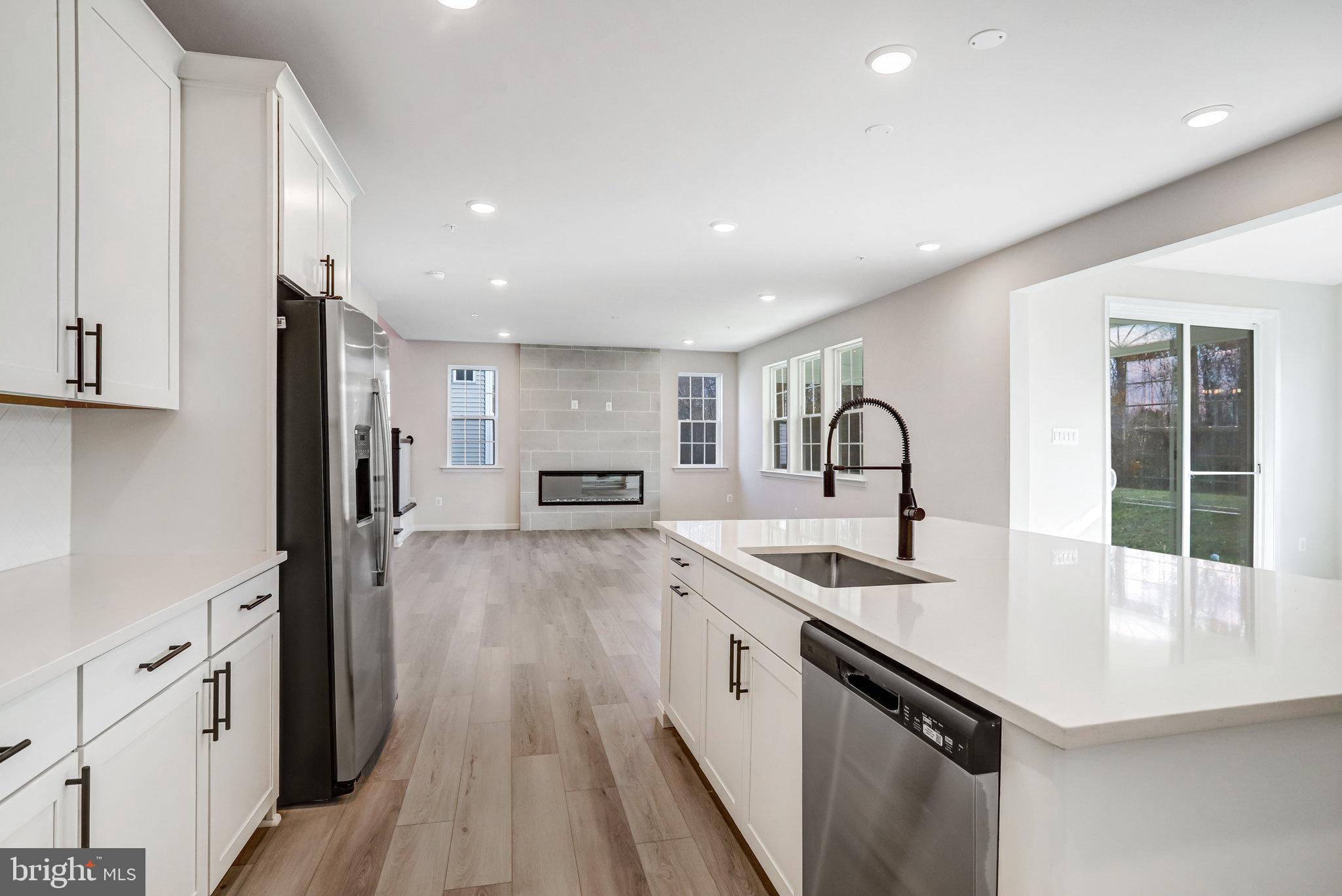 ROBERTS CROSSING - Residential