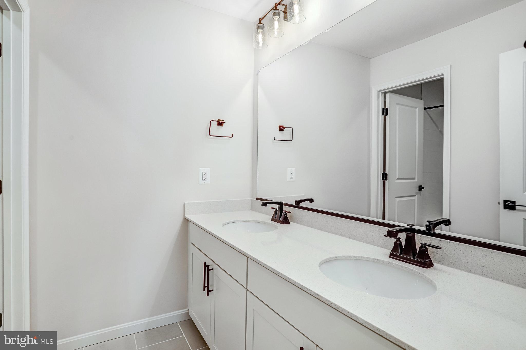 ROBERTS CROSSING - Residential