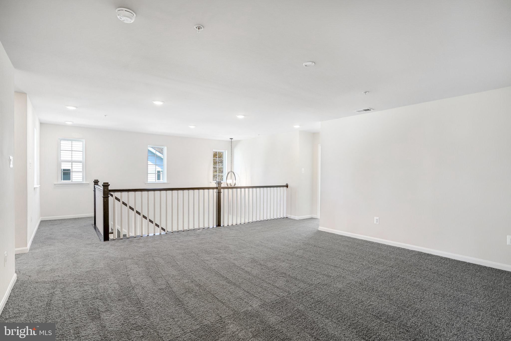 ROBERTS CROSSING - Residential