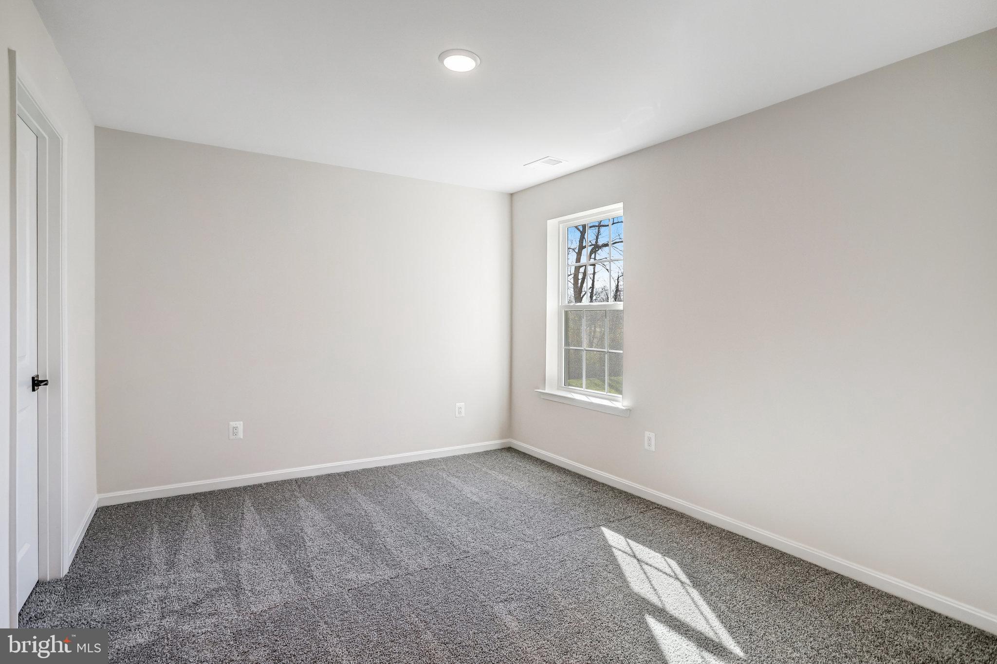 ROBERTS CROSSING - Residential