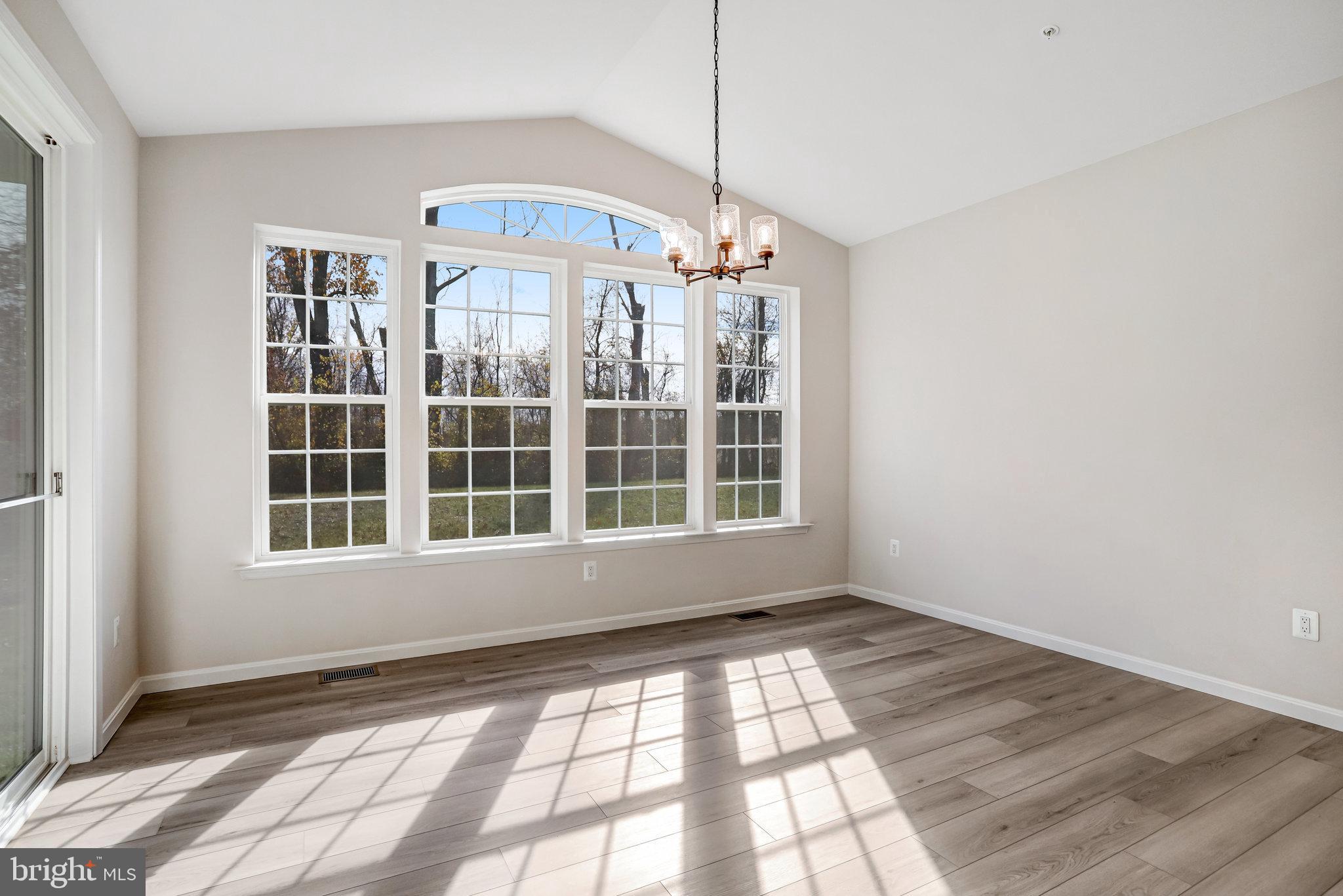 ROBERTS CROSSING - Residential