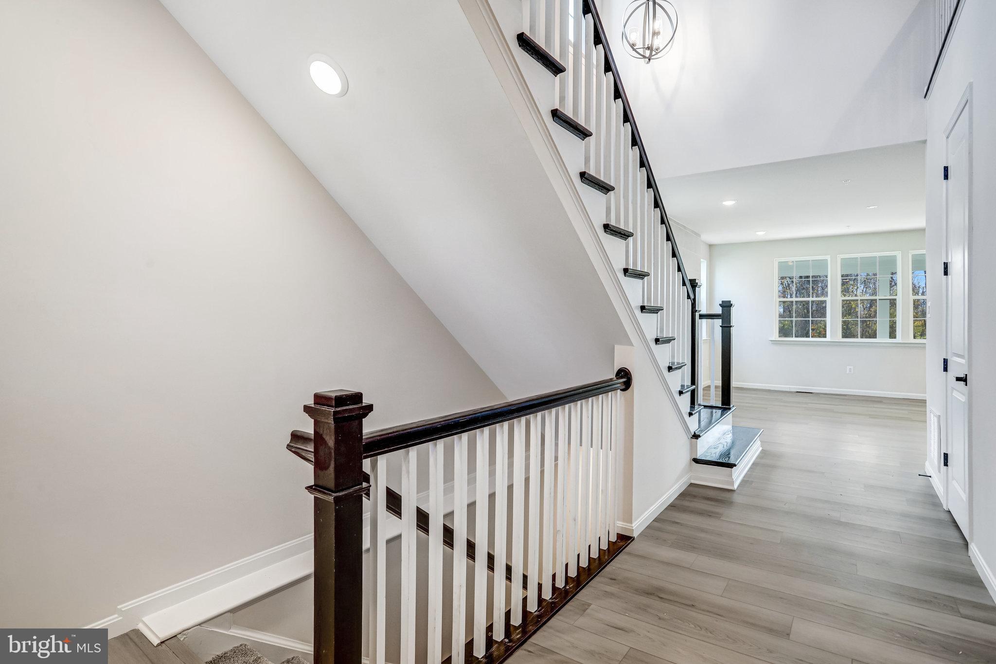 ROBERTS CROSSING - Residential