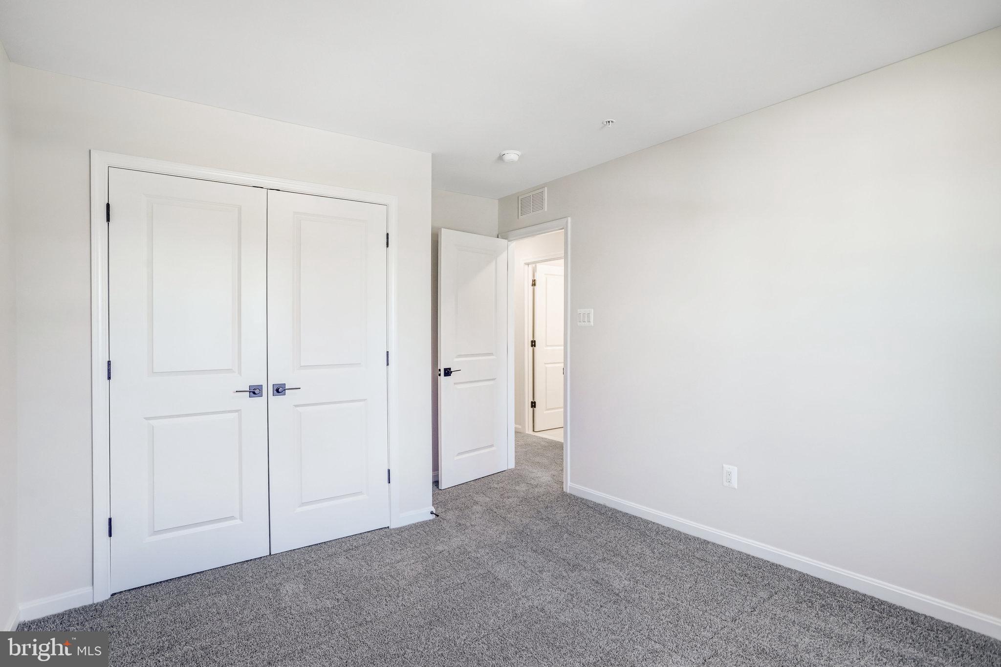 ROBERTS CROSSING - Residential