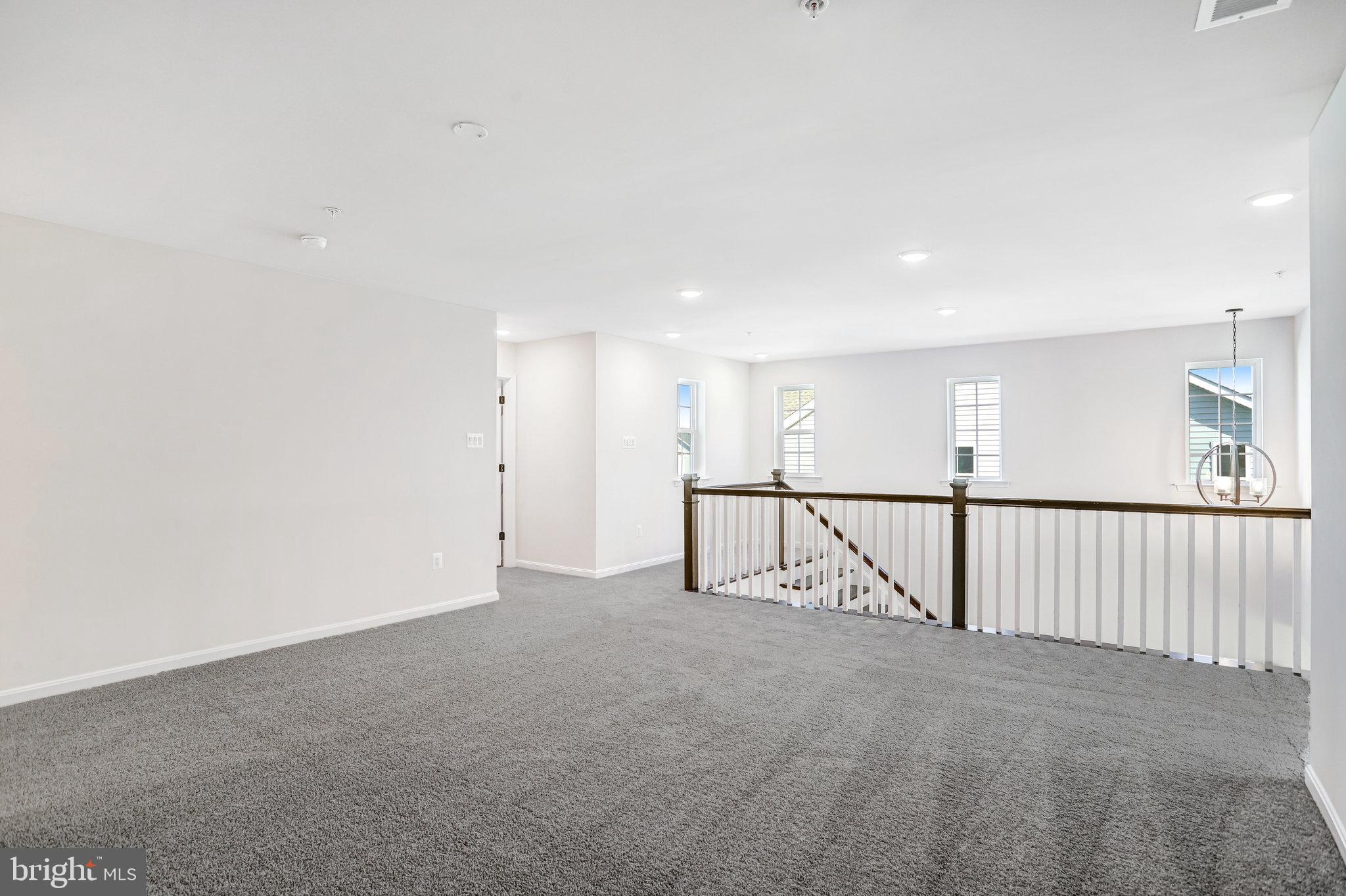 ROBERTS CROSSING - Residential