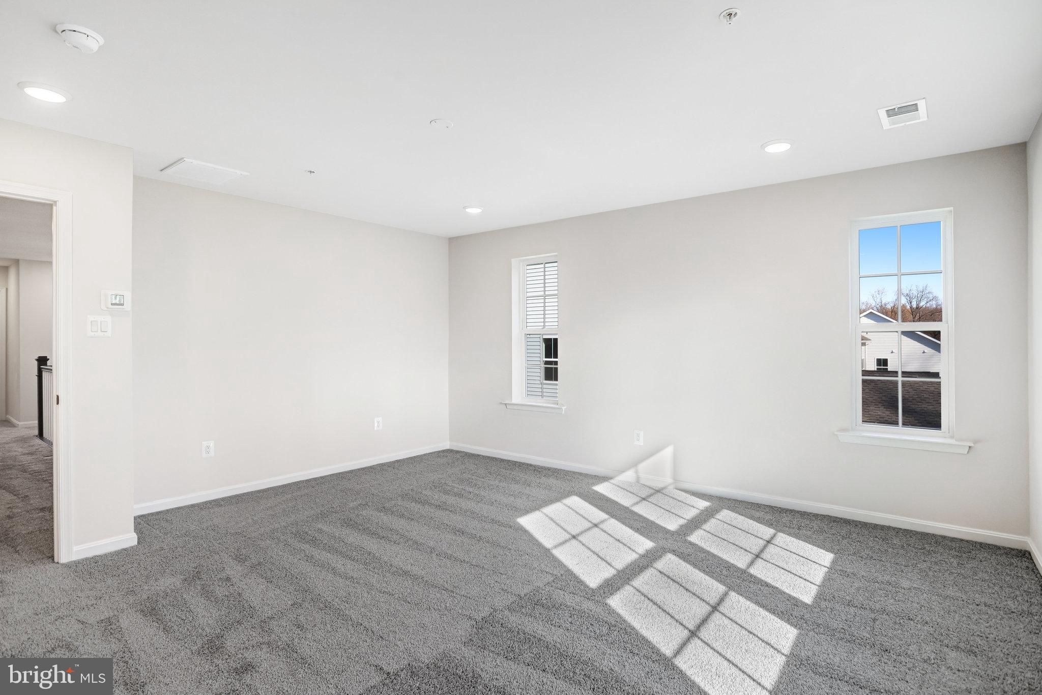 ROBERTS CROSSING - Residential