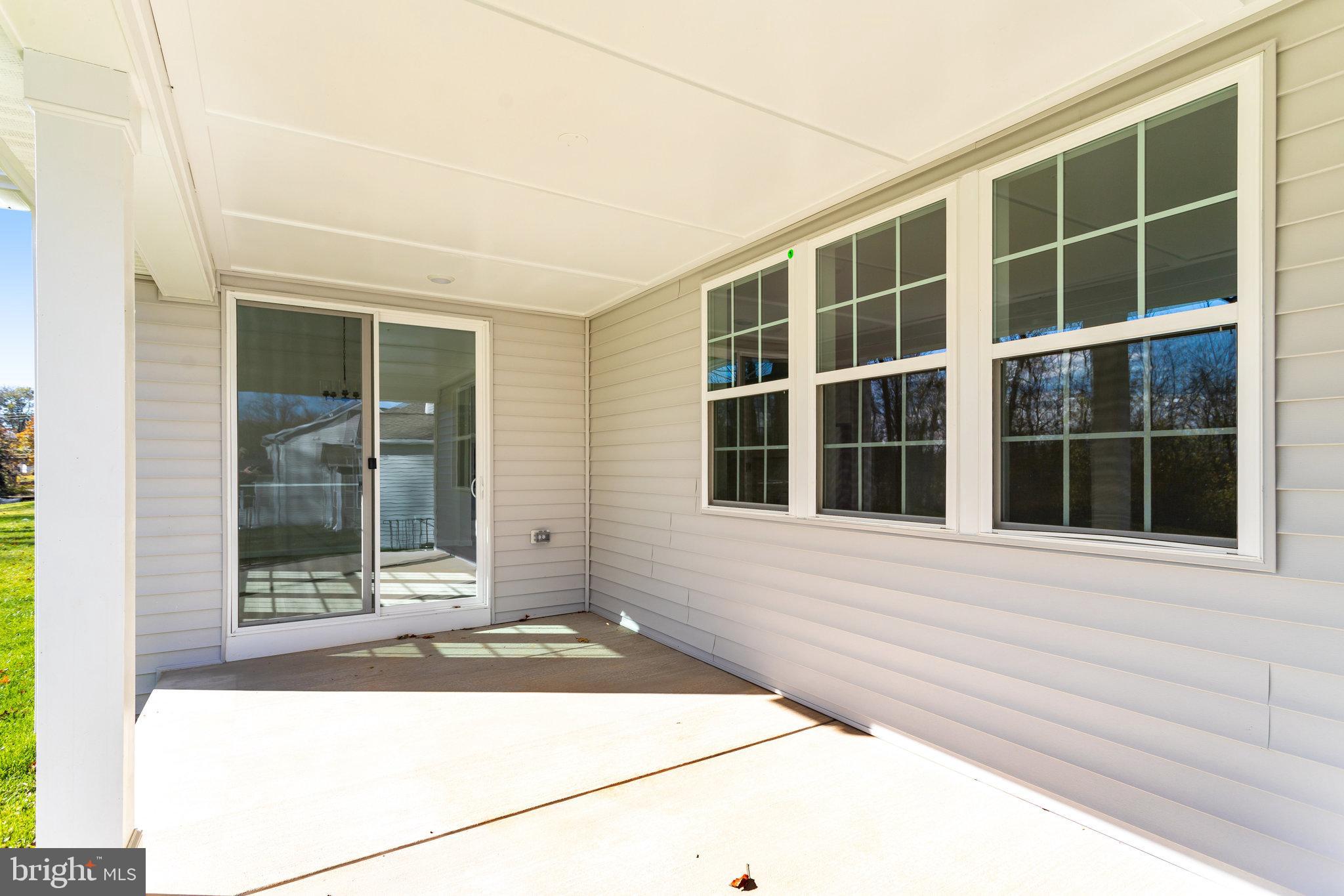 ROBERTS CROSSING - Residential