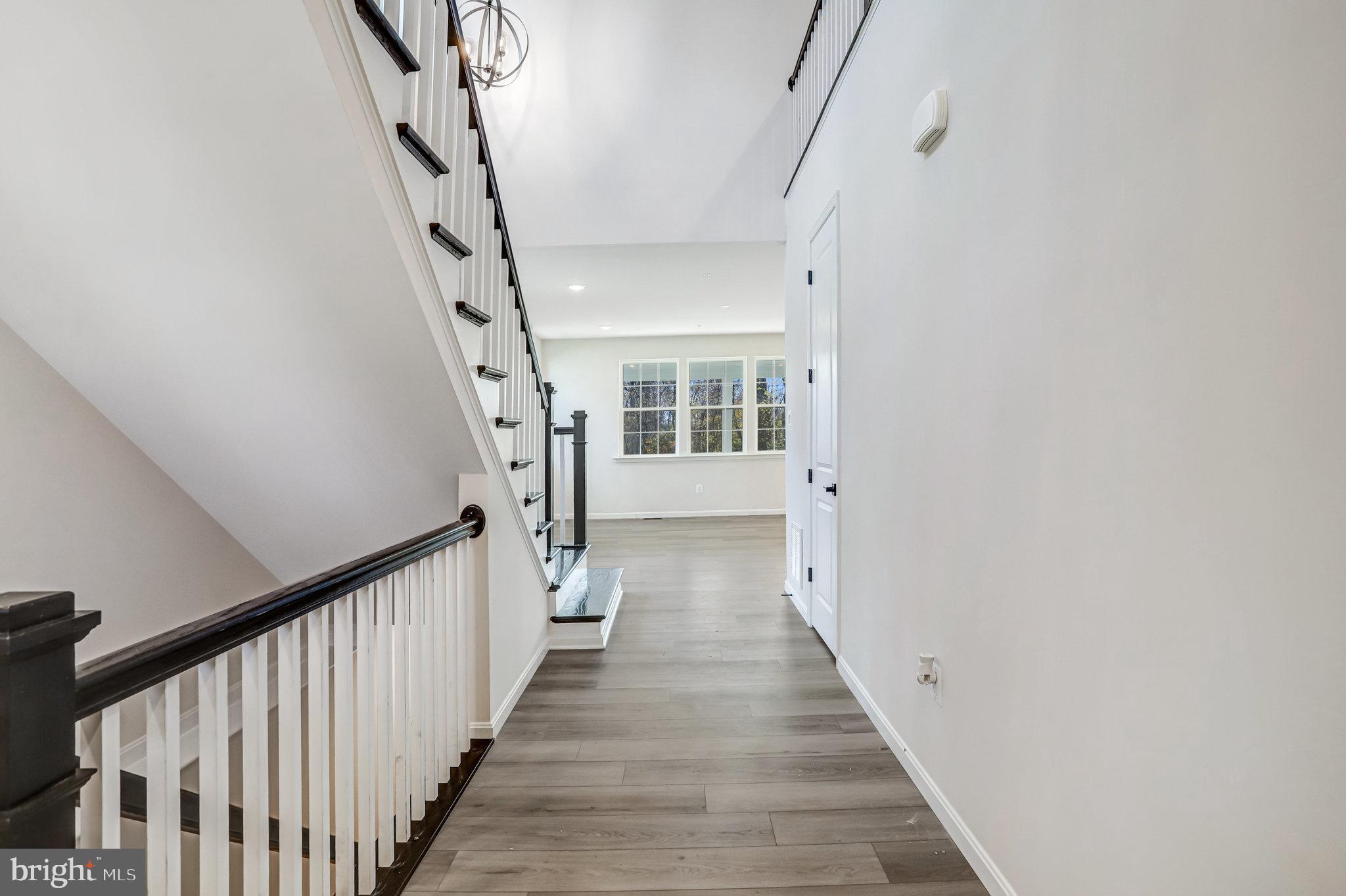 ROBERTS CROSSING - Residential