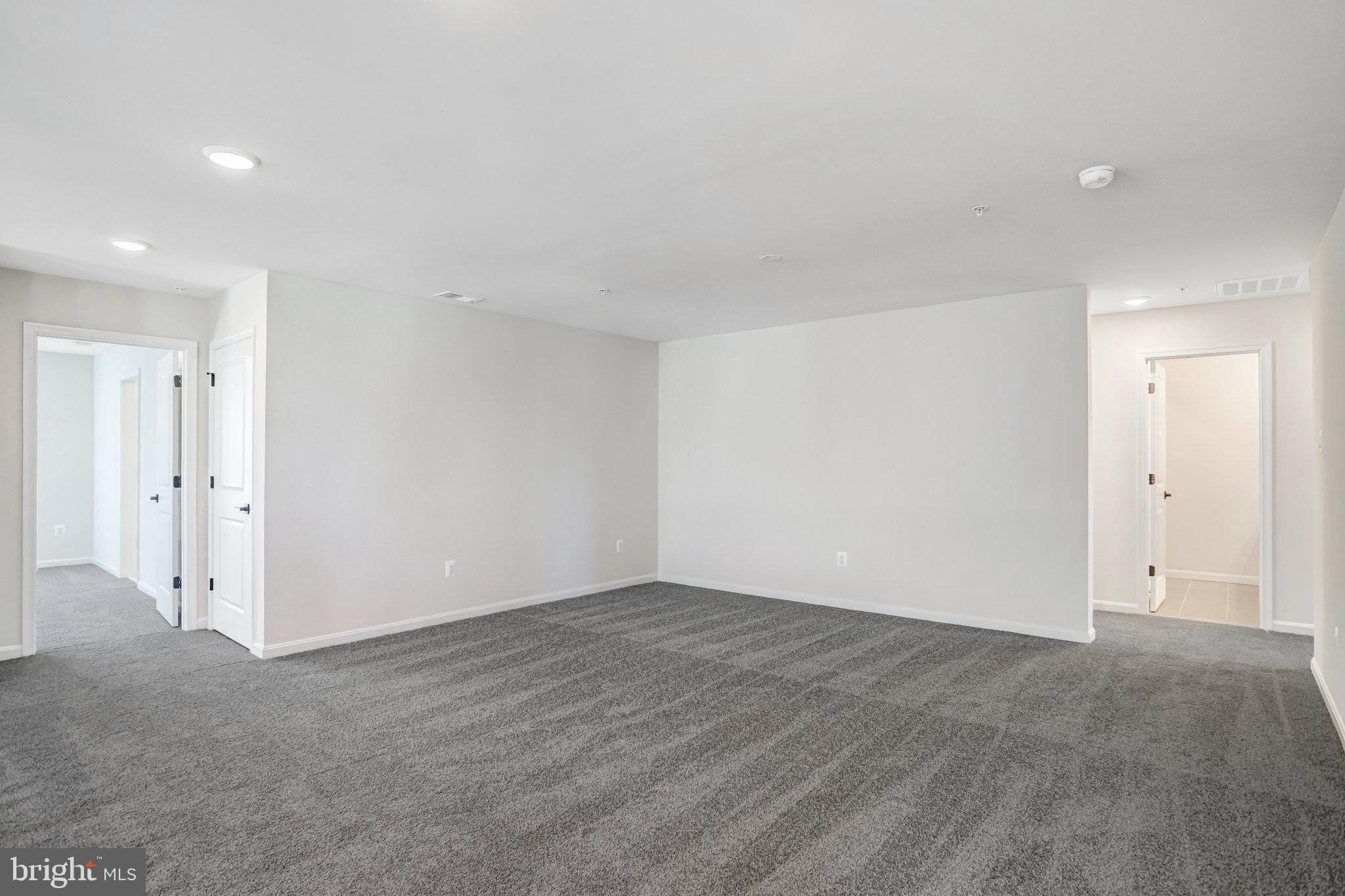 ROBERTS CROSSING - Residential