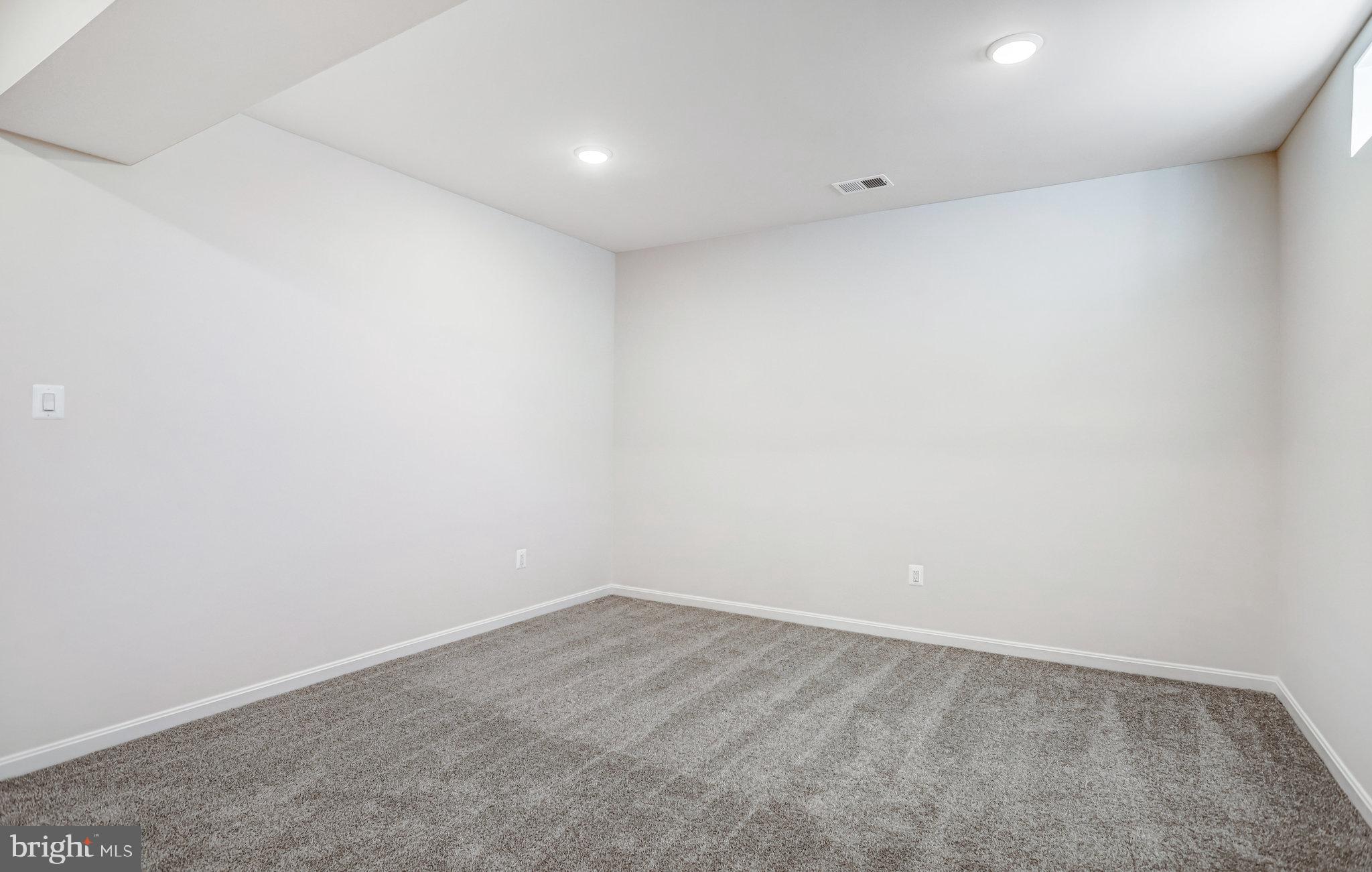 ROBERTS CROSSING - Residential