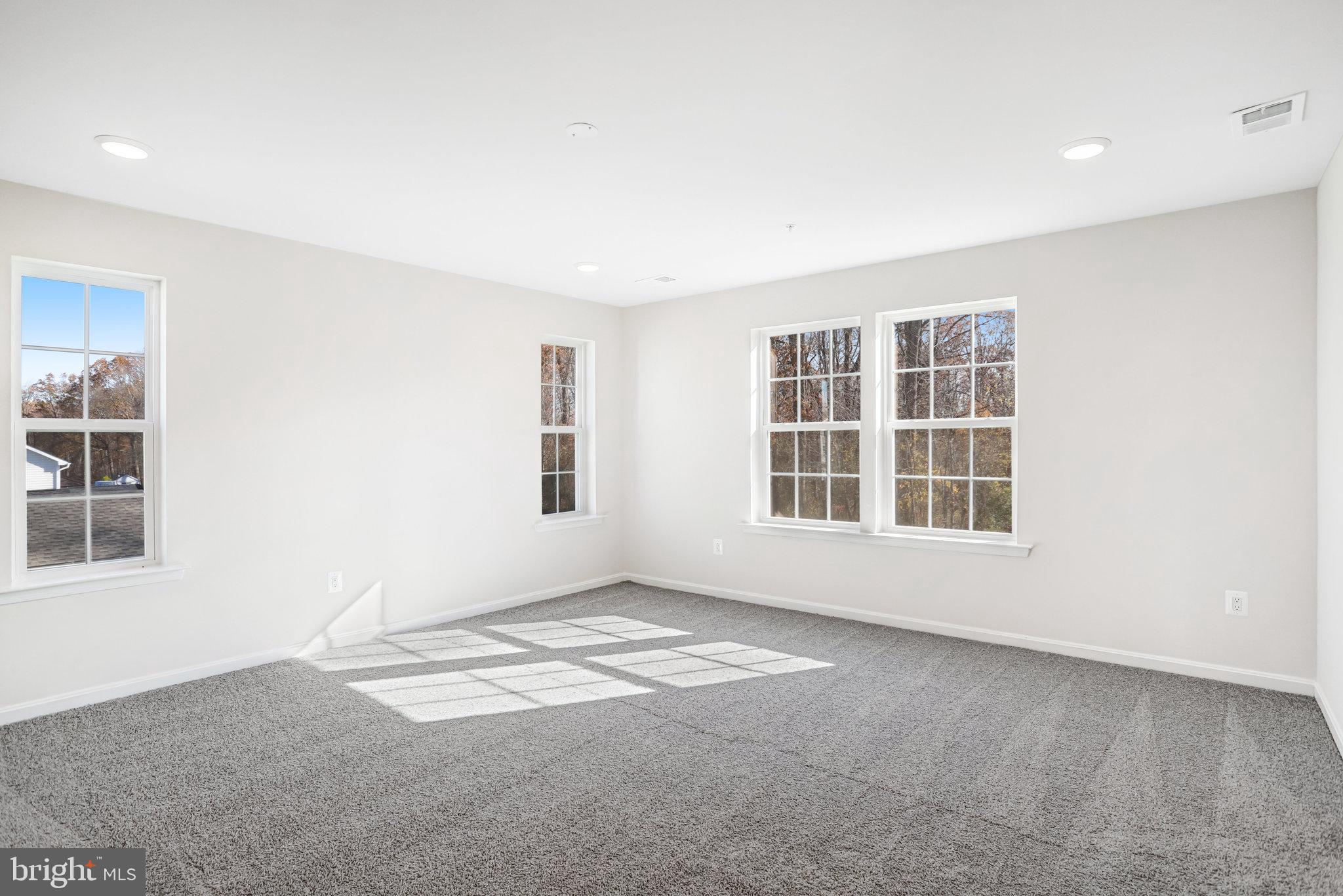 ROBERTS CROSSING - Residential