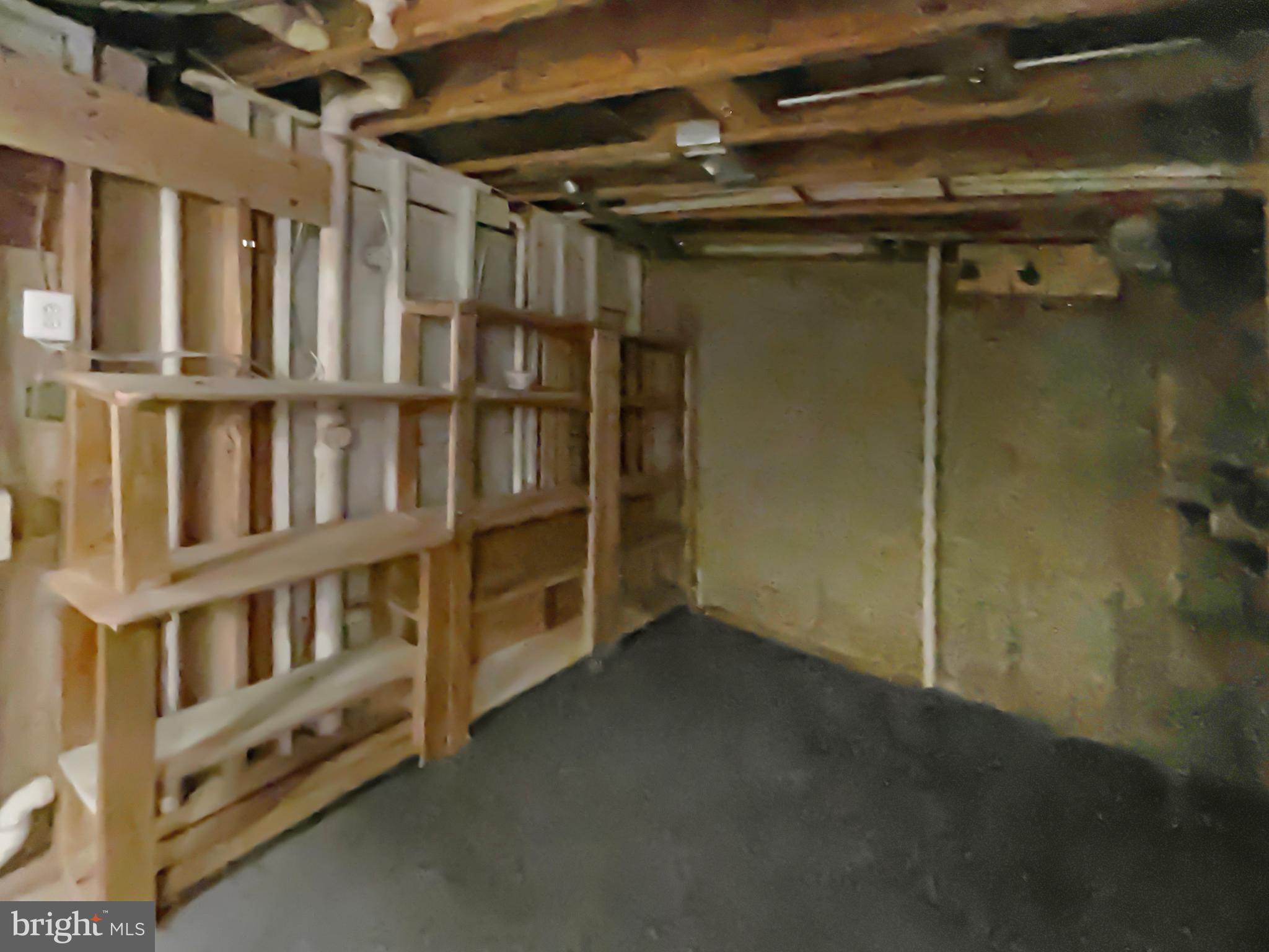 MONTCLAIR - Residential