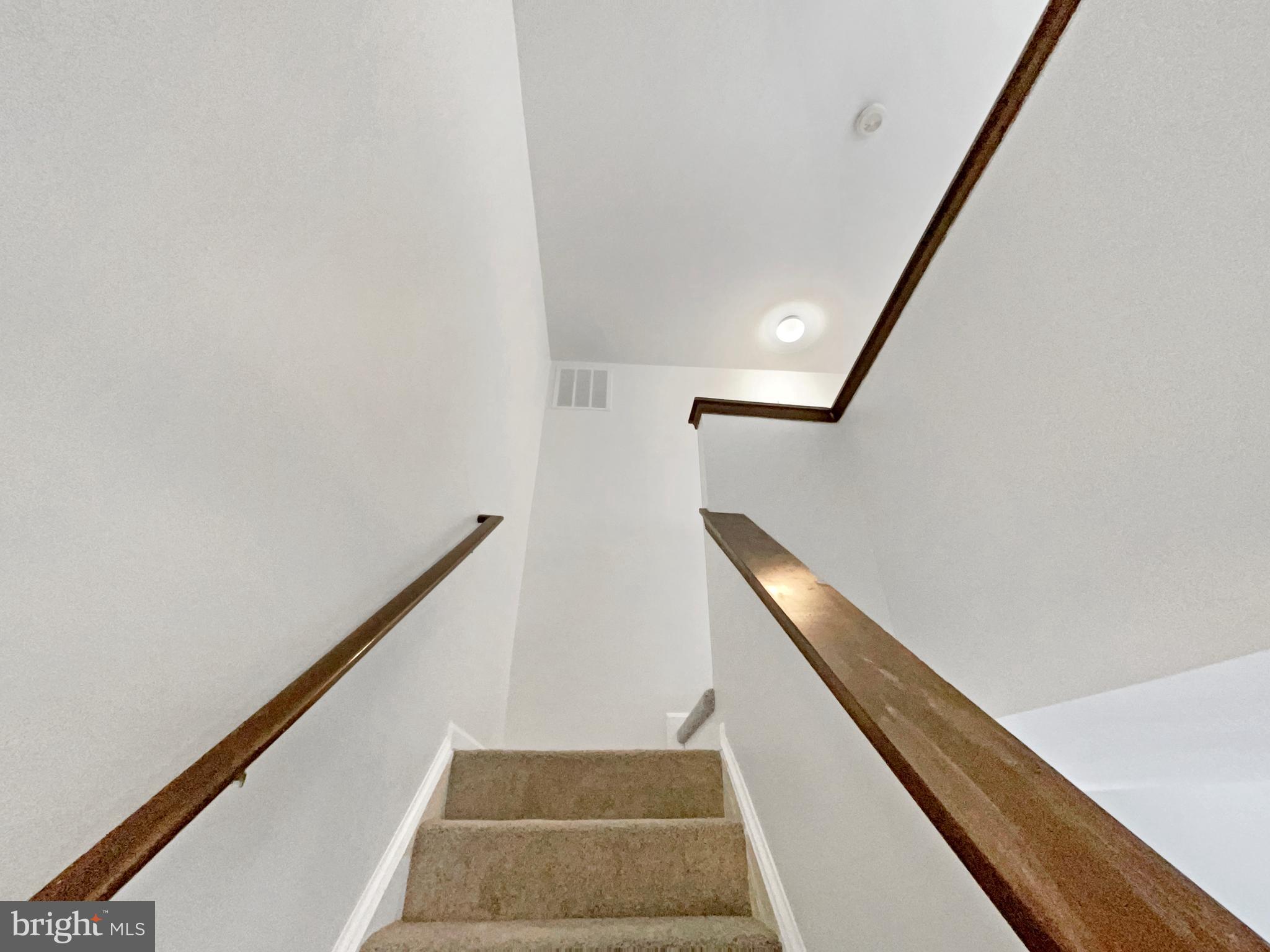 MONTCLAIR - Residential