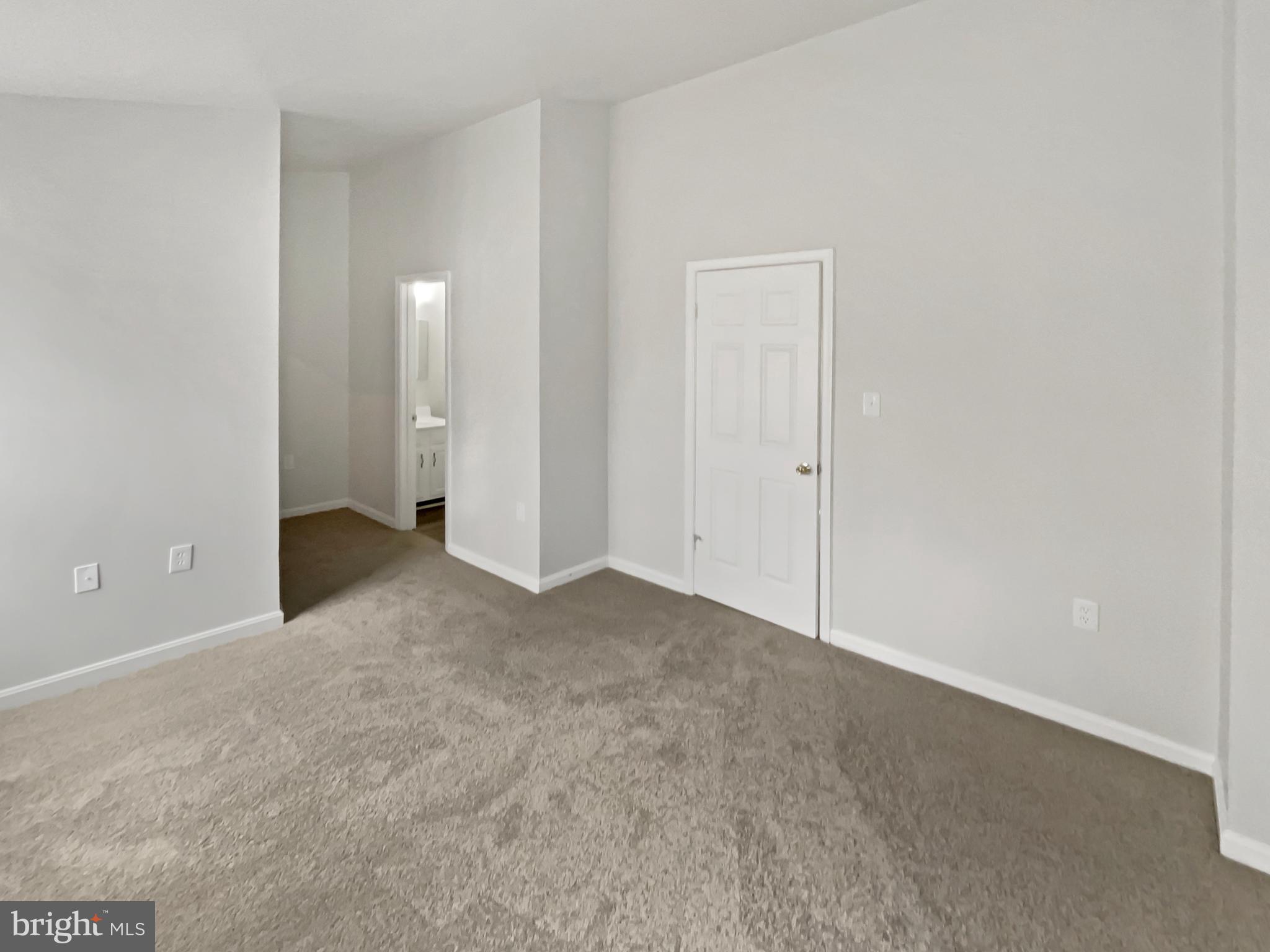 MONTCLAIR - Residential