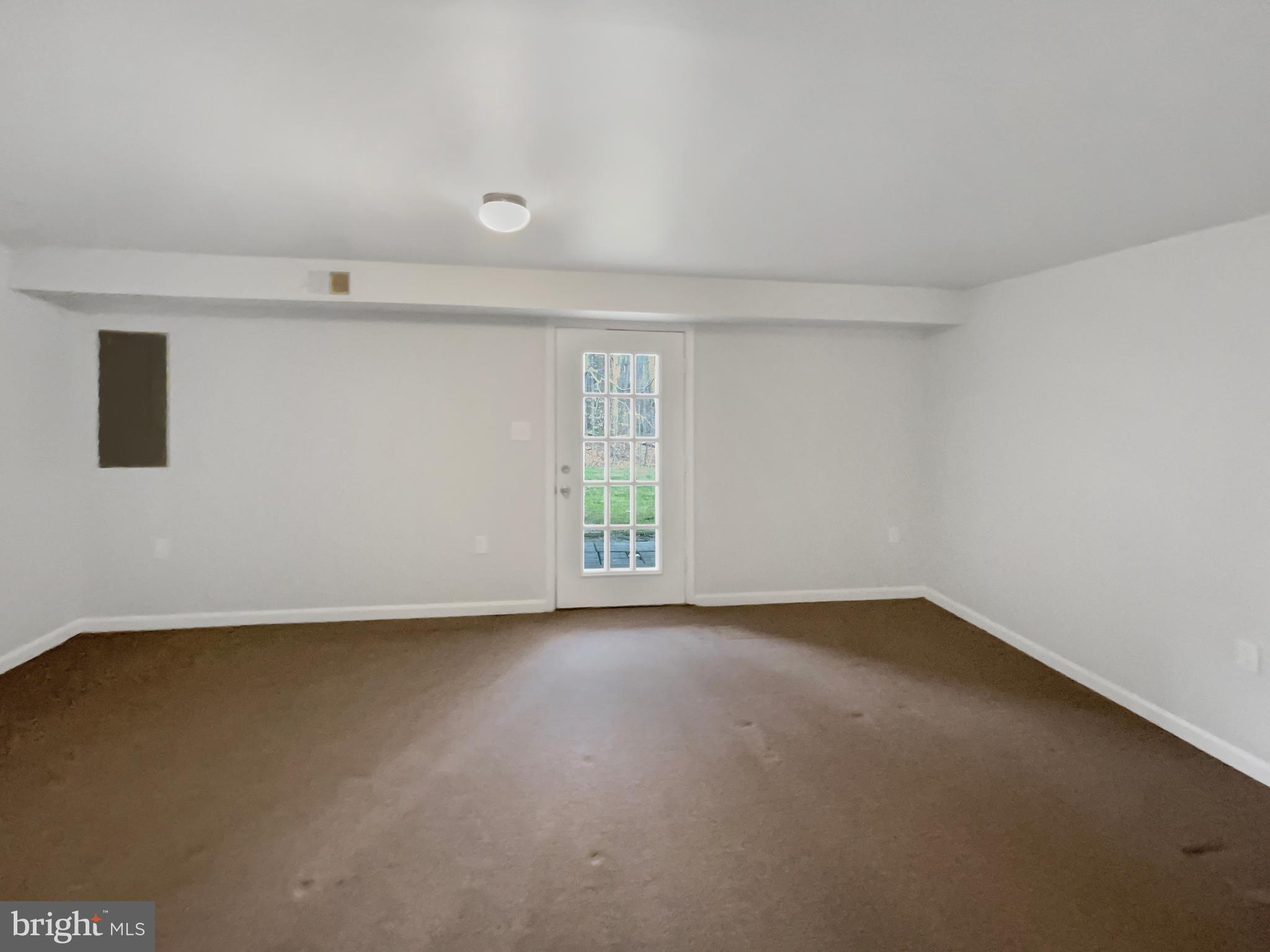 MONTCLAIR - Residential