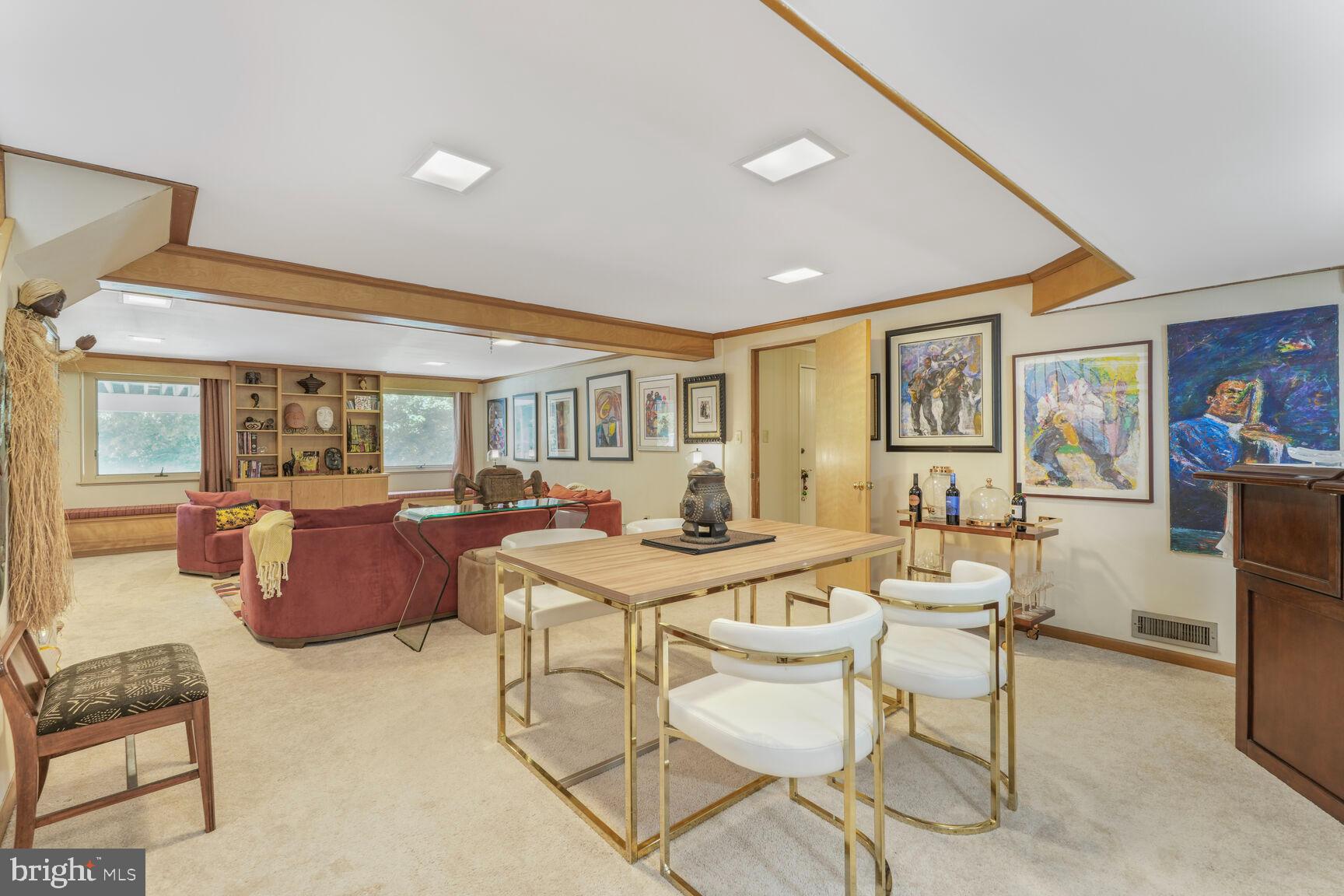 DUNLOP HILLS - Residential