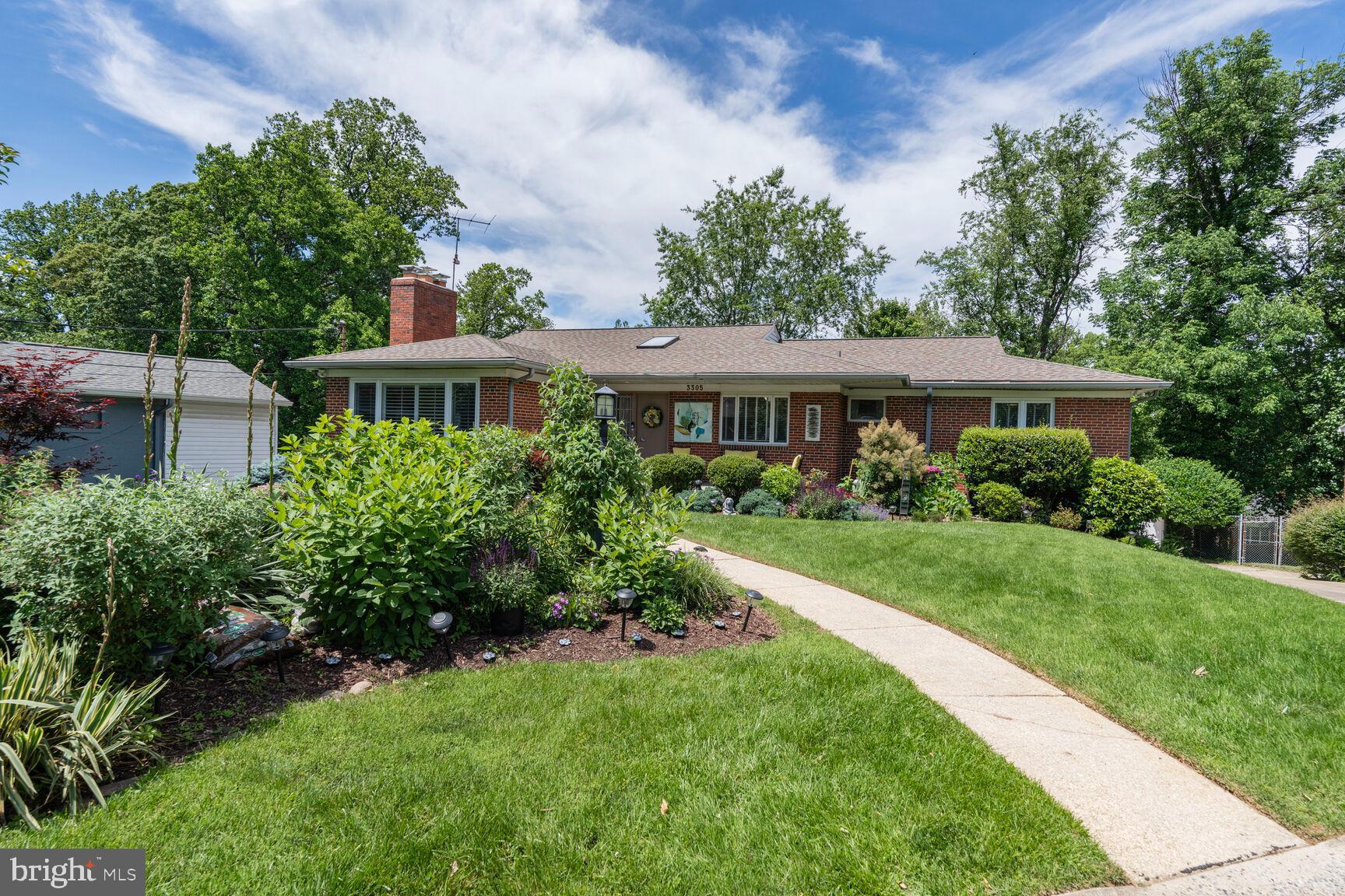 3305 SHIRLEY LANE