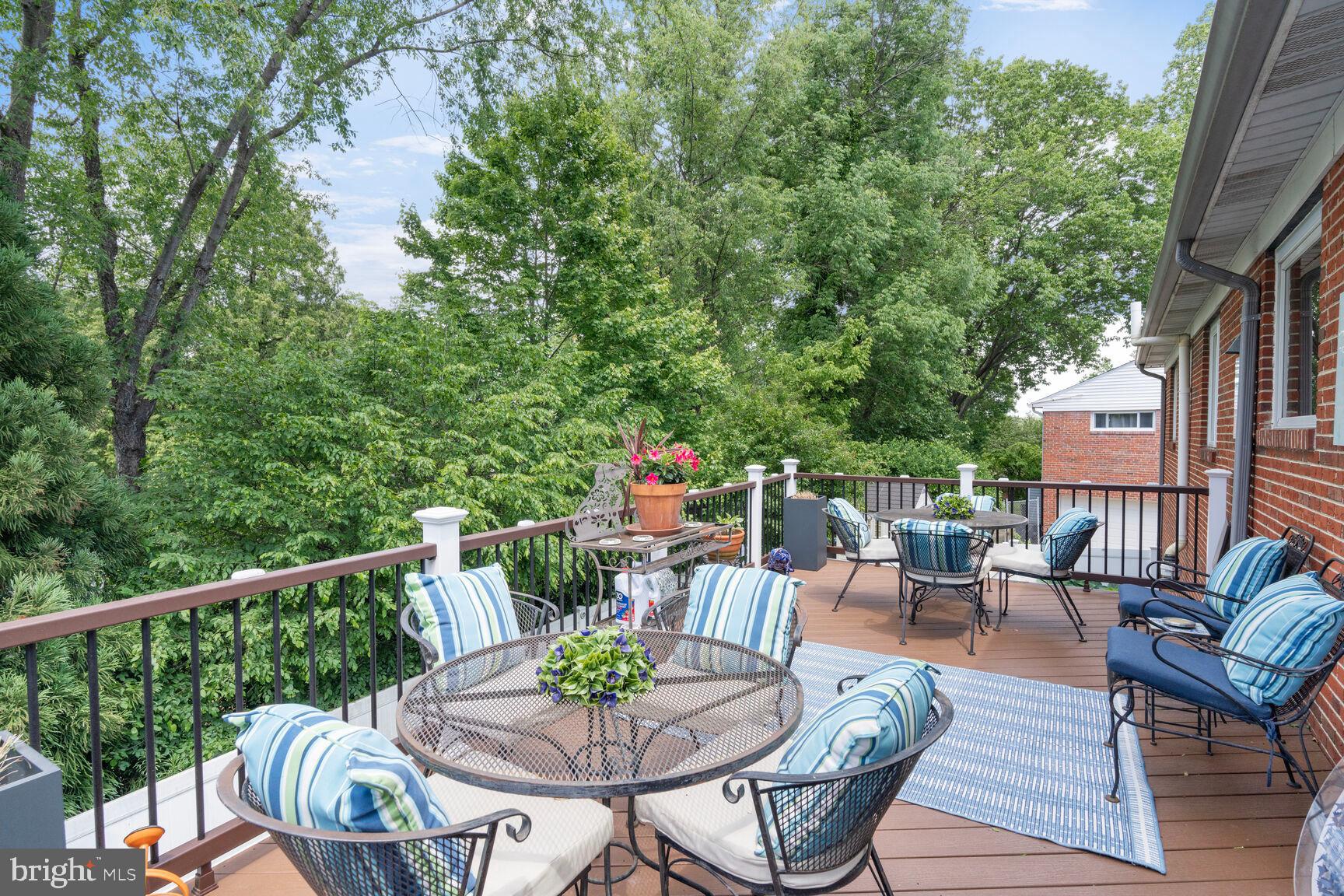 DUNLOP HILLS - Residential