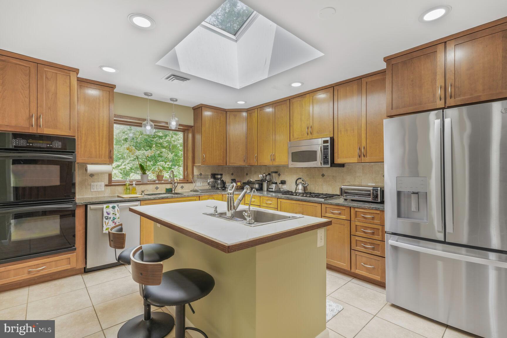 DUNLOP HILLS - Residential