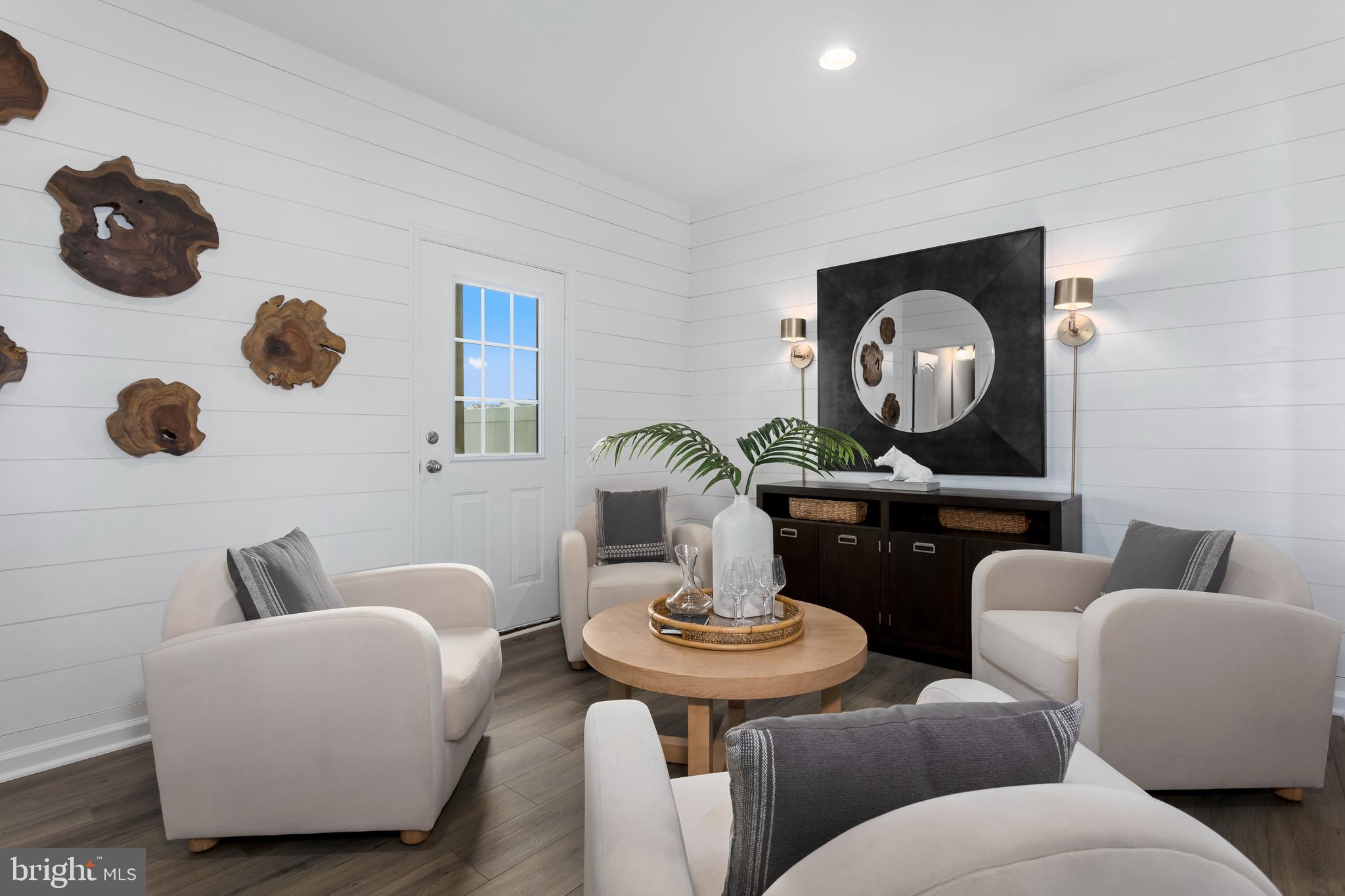 MARTINSBURG STATION - Residential