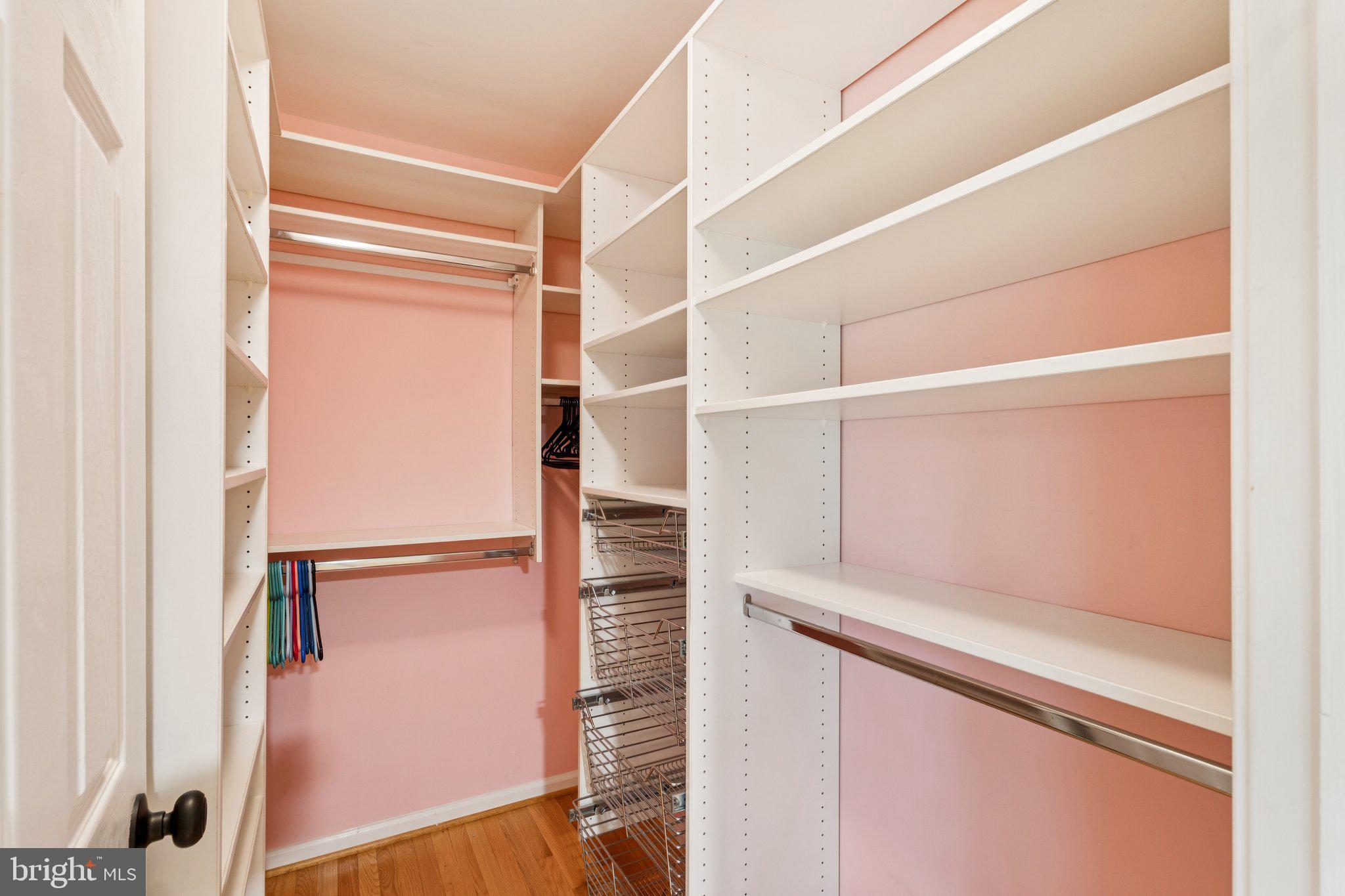 SPRING LAWN FARM - Residential