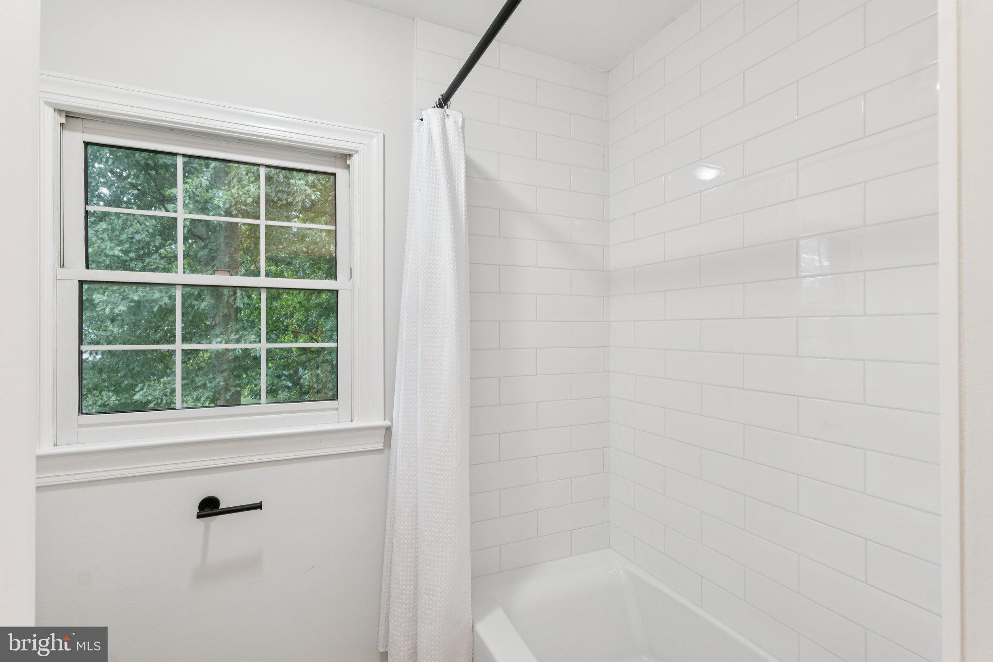 SPRING LAWN FARM - Residential